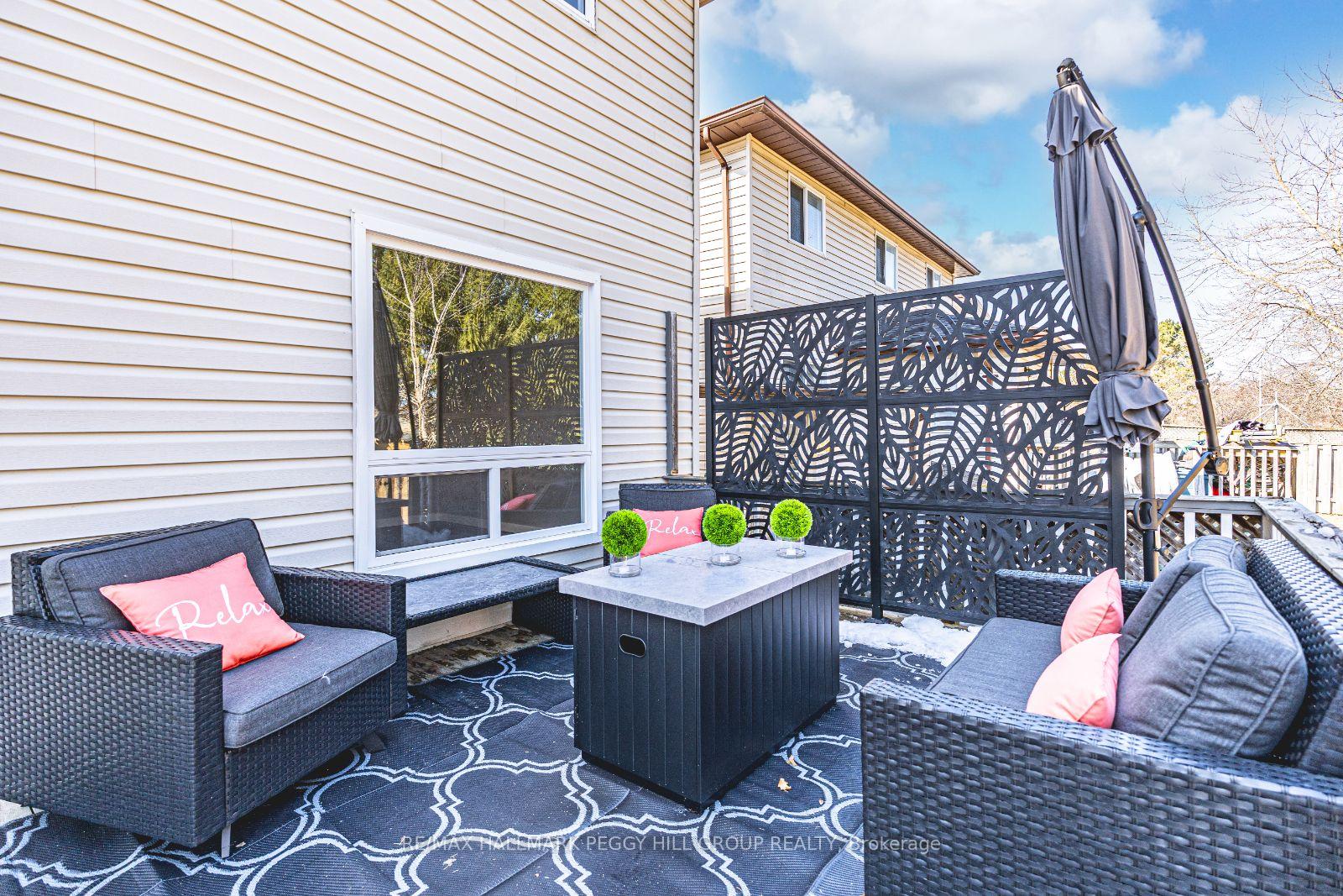 Photo 17 of 10 Rosenfeld Drive, Barrie, Grove East — HOMEH