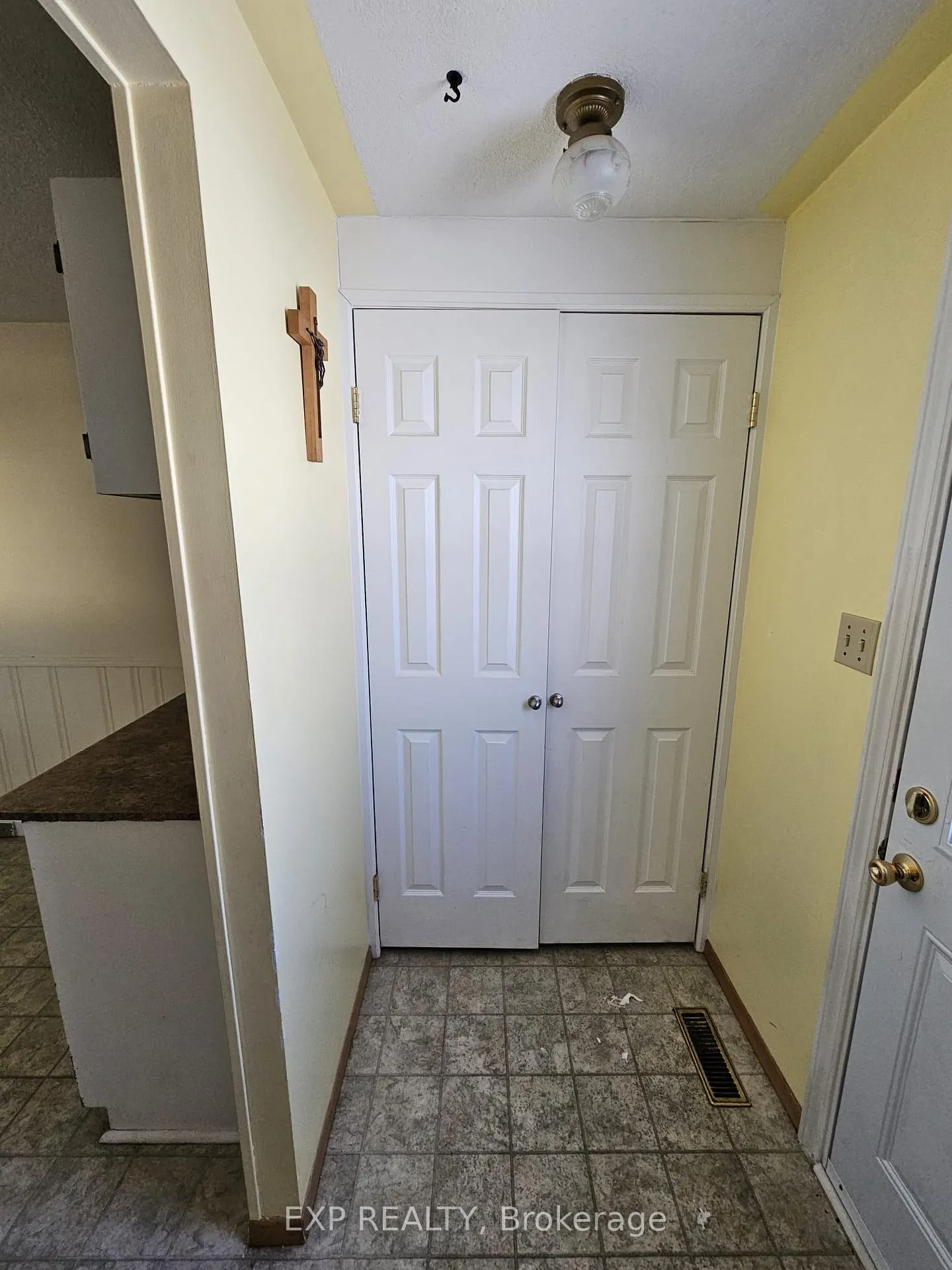 Photo 6 of 18 Valley Crescent, Elliot Lake — HOMEH