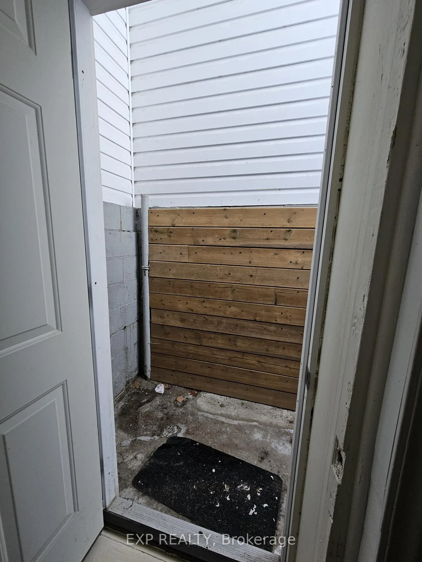 Photo 30 of 18 Valley Crescent, Elliot Lake — HOMEH