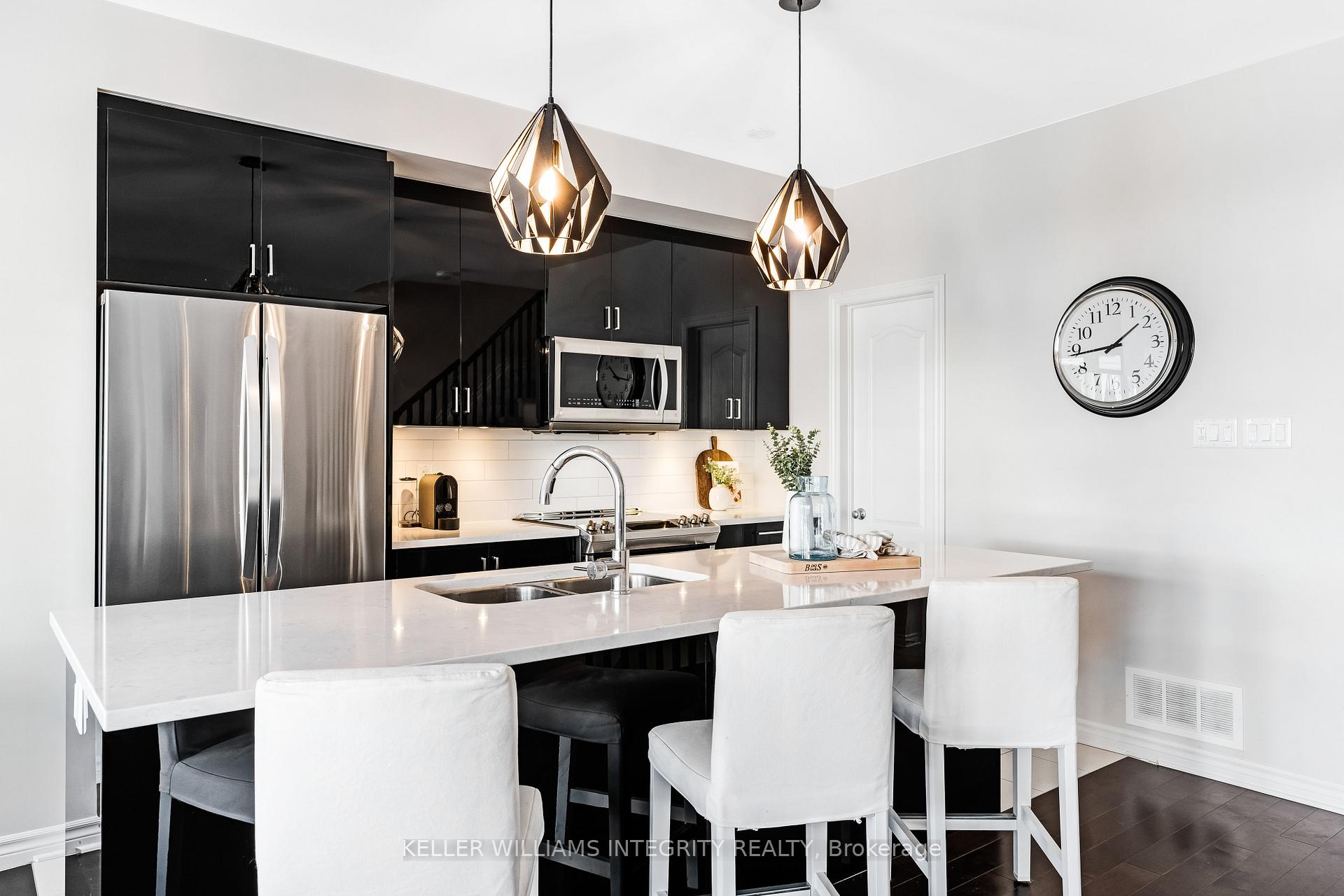 Photo 6 of 539 Jackdaw Avenue, Ottawa, Barrhaven - Half Moon Bay — HOMEH