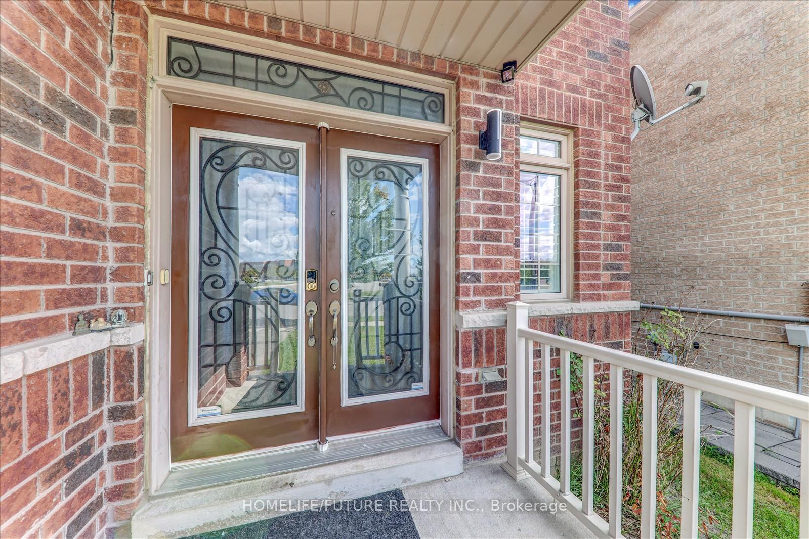 Photo 4 of 197 Thorndale Road, Brampton, Bram East — HOMEH