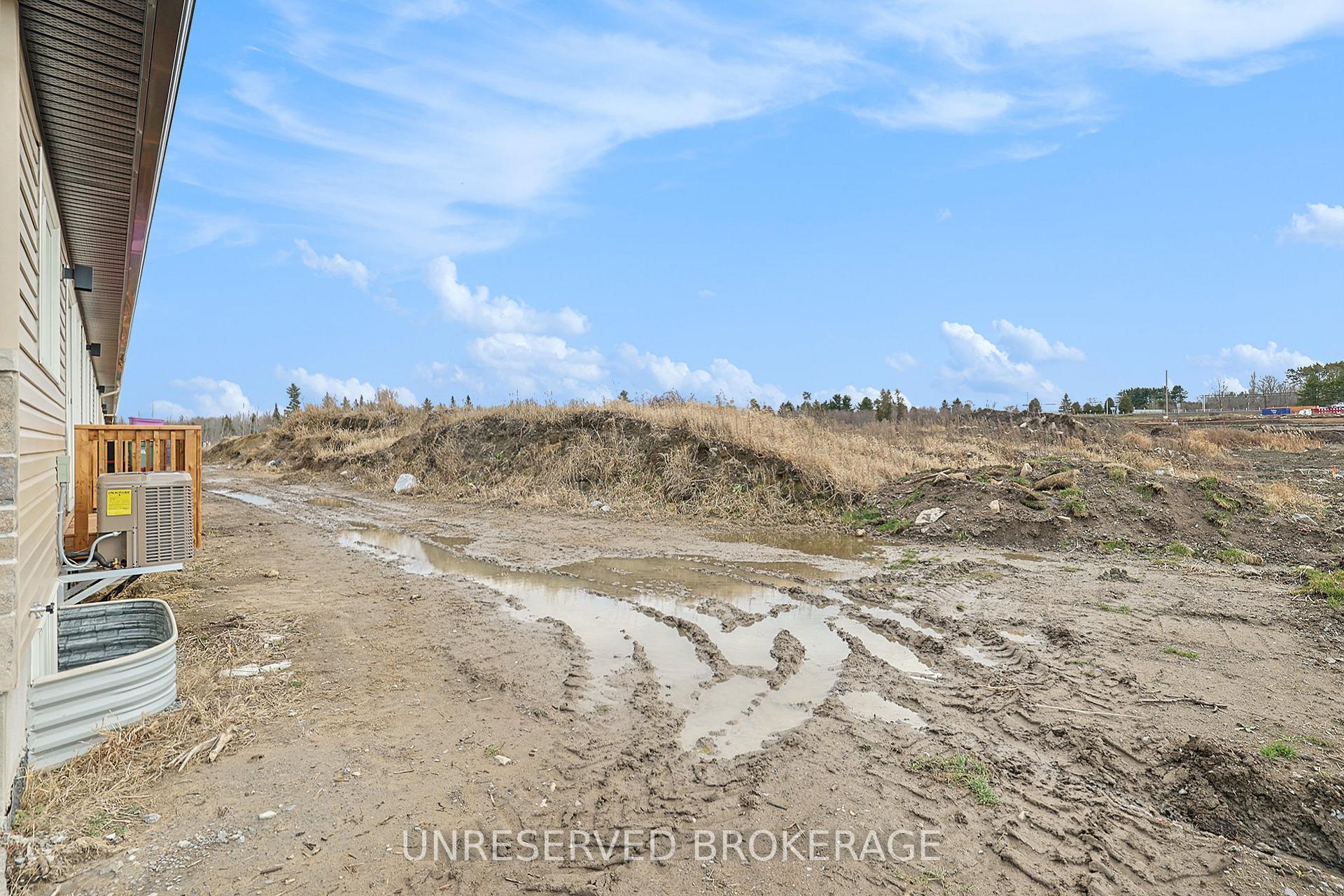 Photo 18 of 170 Seabert Drive, Arnprior — HOMEH