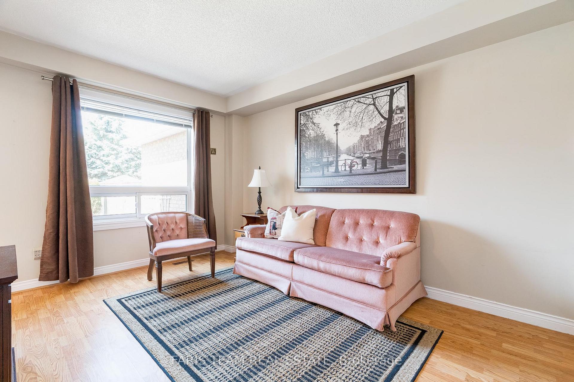 Photo 8 of 98 Brucker Road, Barrie, Holly — HOMEH