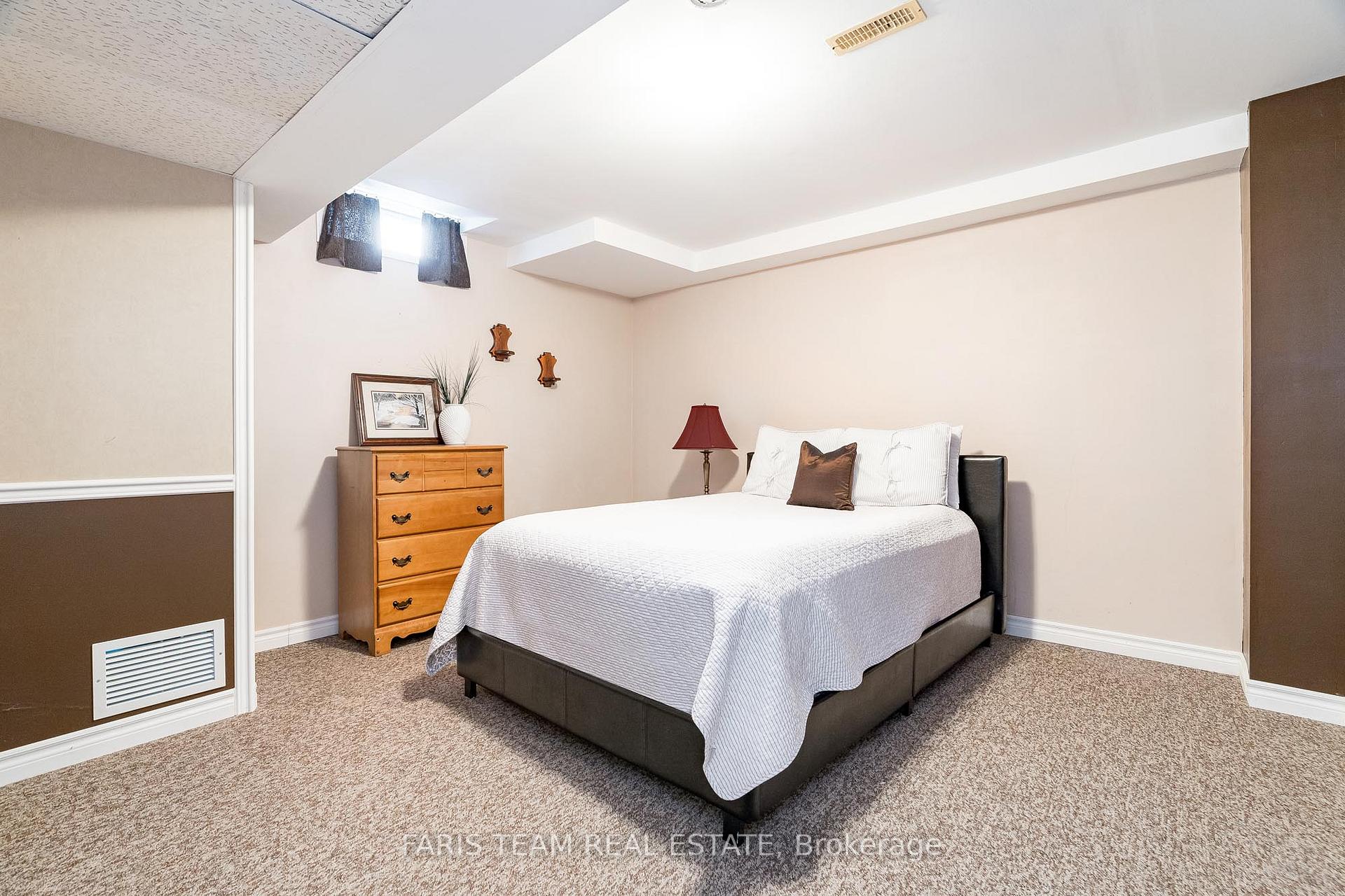 Photo 17 of 98 Brucker Road, Barrie, Holly — HOMEH