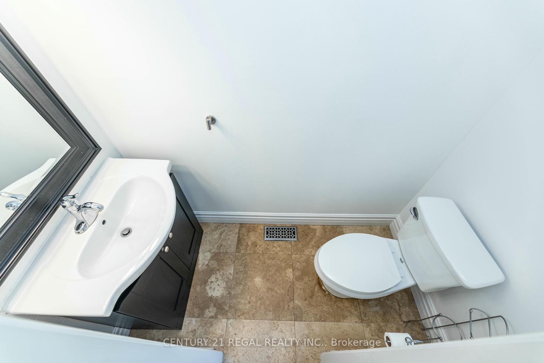 Photo 2 of 88 Overbank Drive, Oshawa, McLaughlin — HOMEH