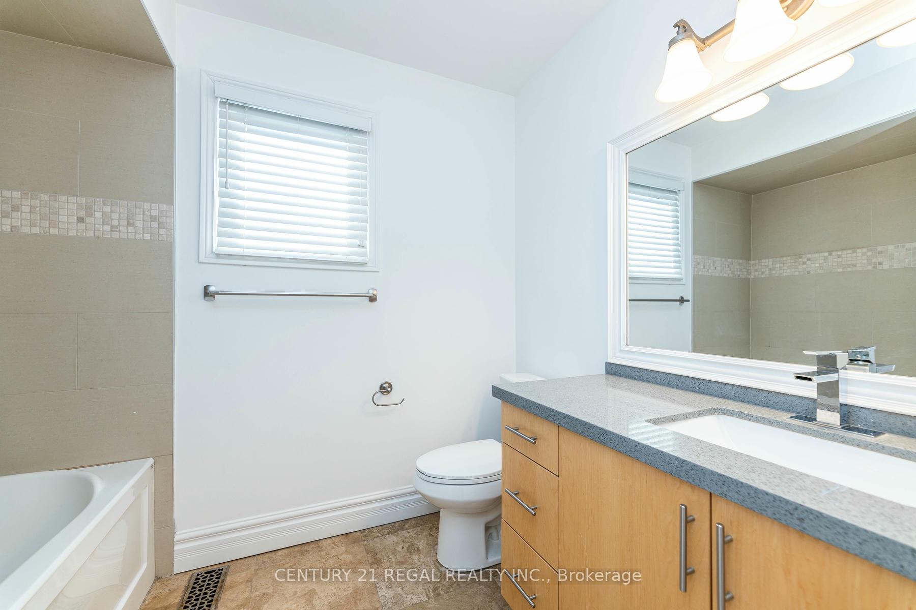 Photo 8 of 88 Overbank Drive, Oshawa, McLaughlin — HOMEH