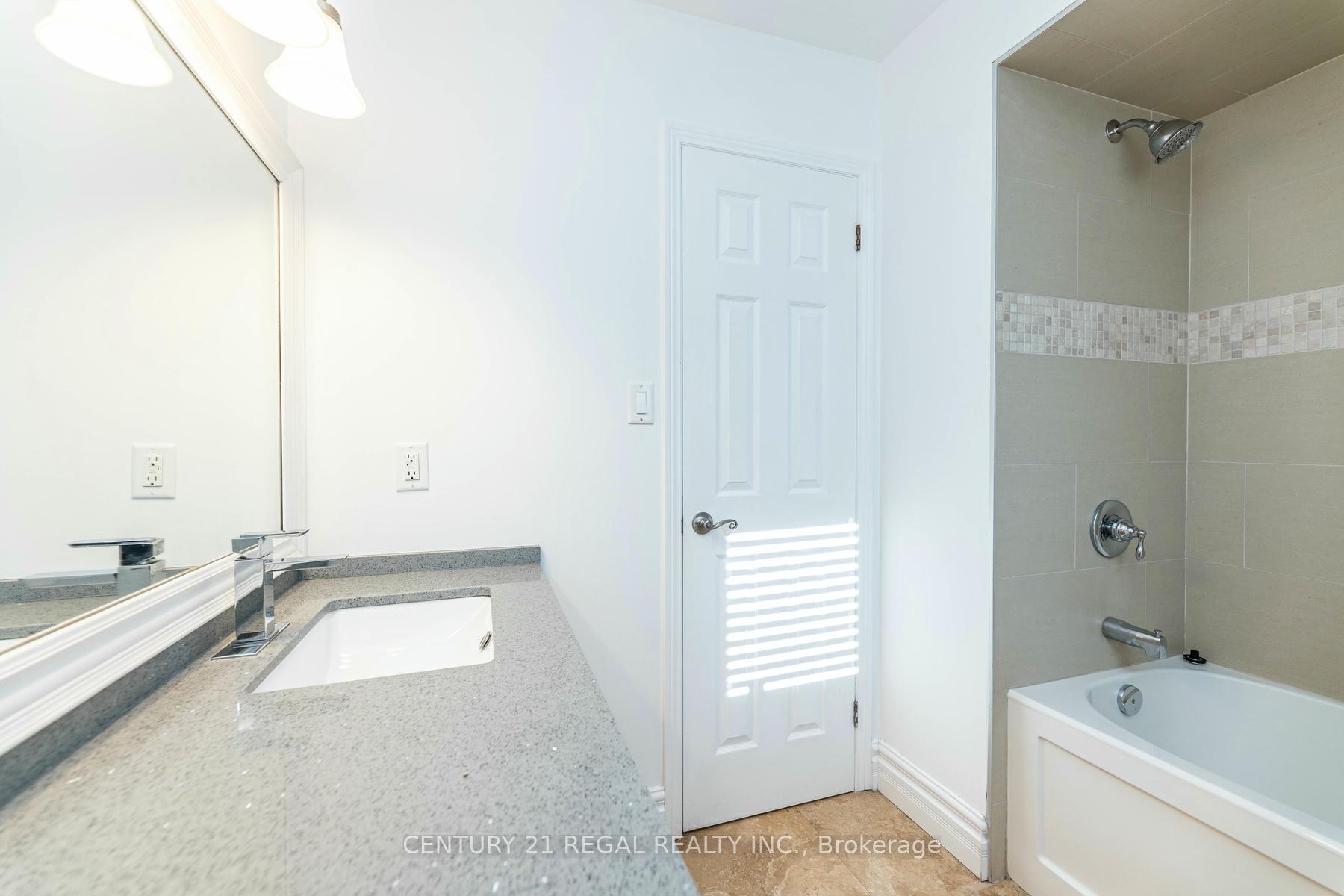 Photo 19 of 88 Overbank Drive, Oshawa, McLaughlin — HOMEH