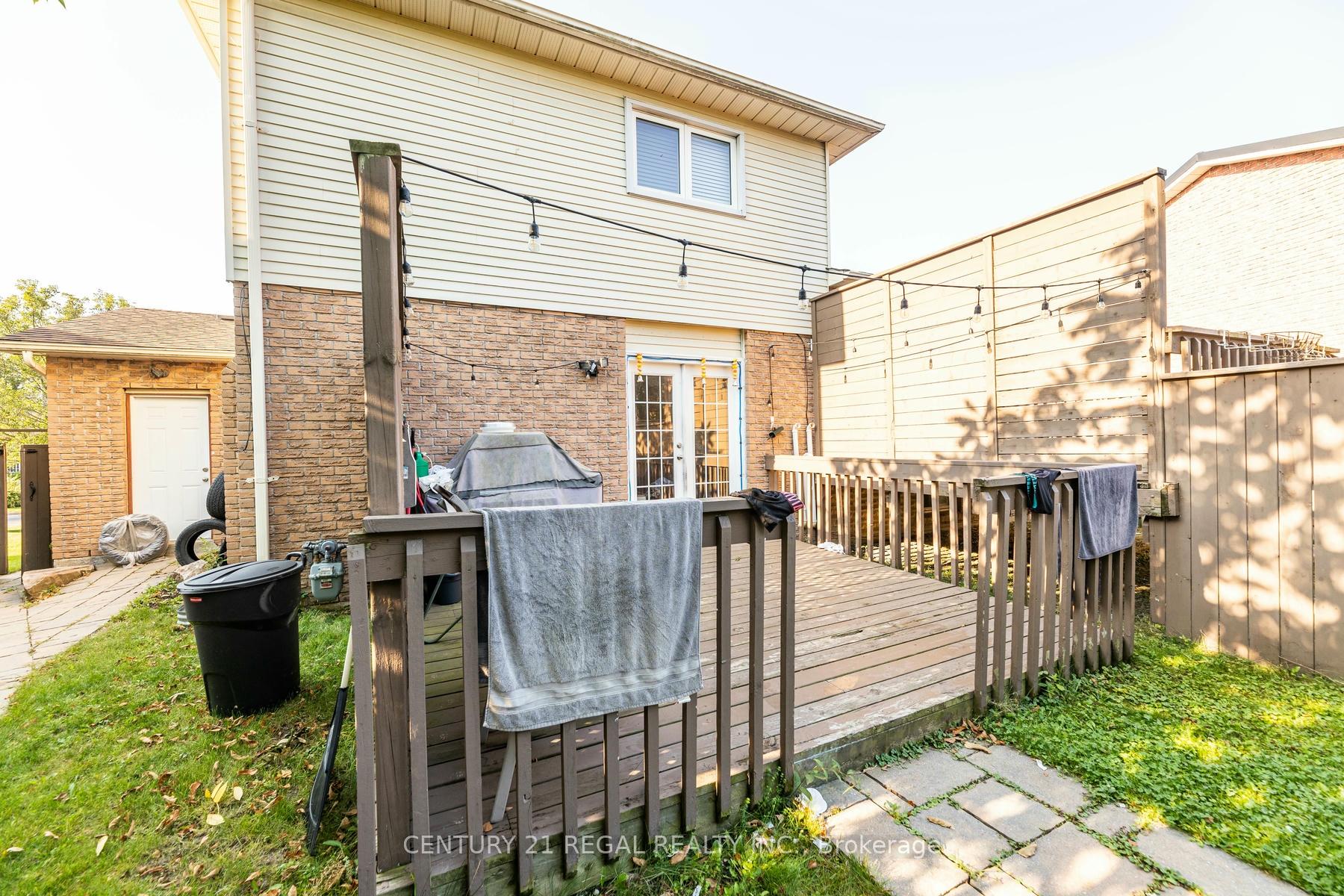Photo 24 of 88 Overbank Drive, Oshawa, McLaughlin — HOMEH