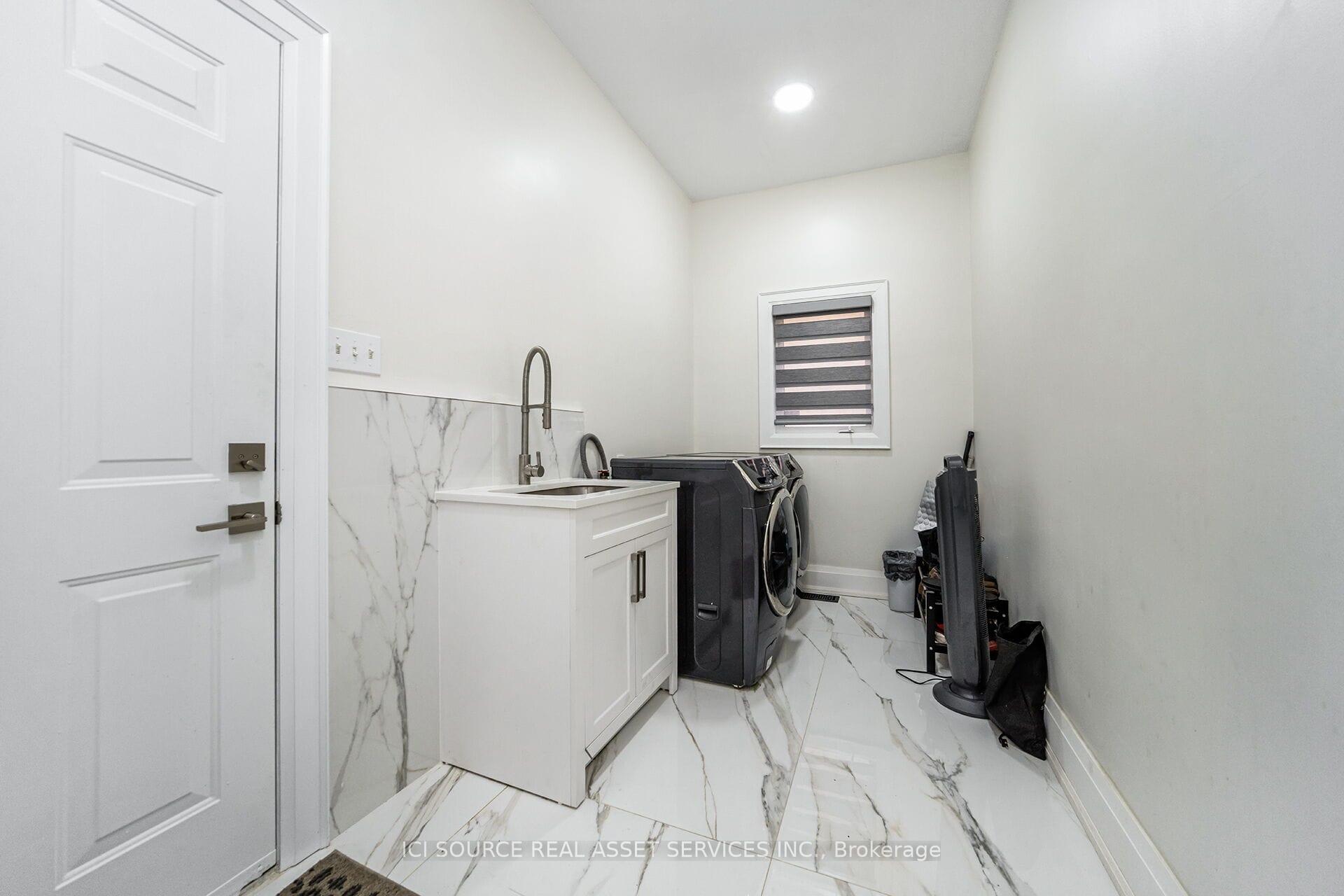 Photo 5 of 12 Amethyst Circle, Brampton, Bram East — HOMEH