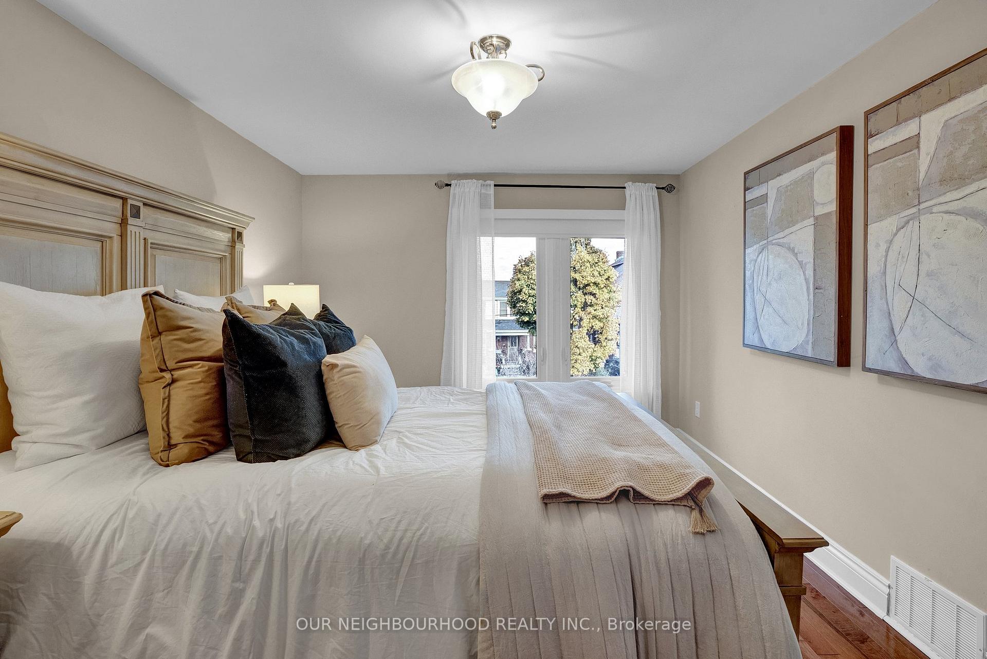 Photo 18 of 196 Oshawa Boulevard N, Oshawa, O'Neill — HOMEH