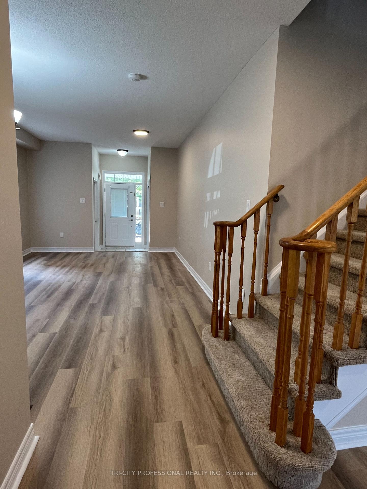 Photo 7 of 78 Ashdale Road, Brampton, Bram West — HOMEH