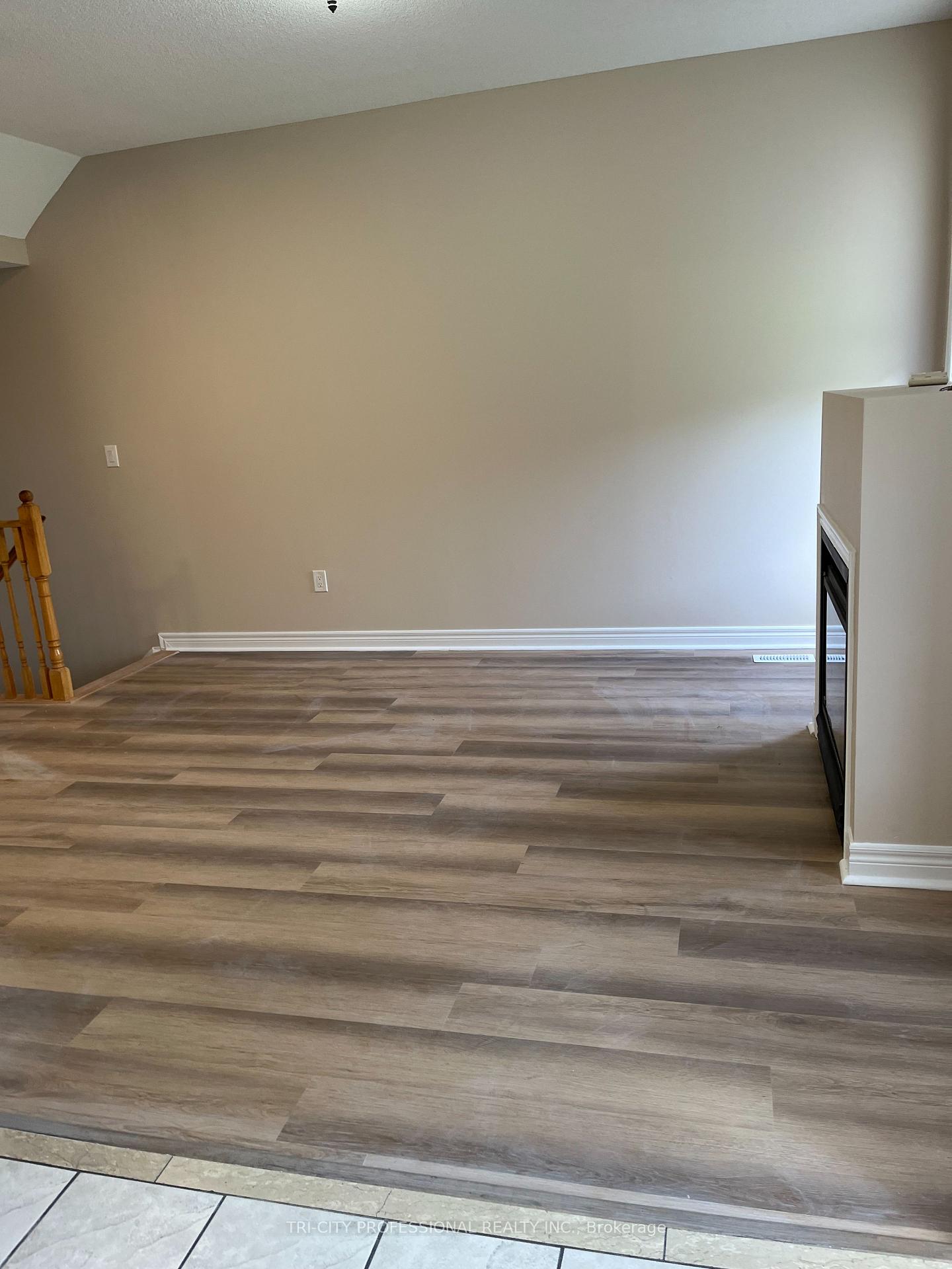 Photo 12 of 78 Ashdale Road, Brampton, Bram West — HOMEH