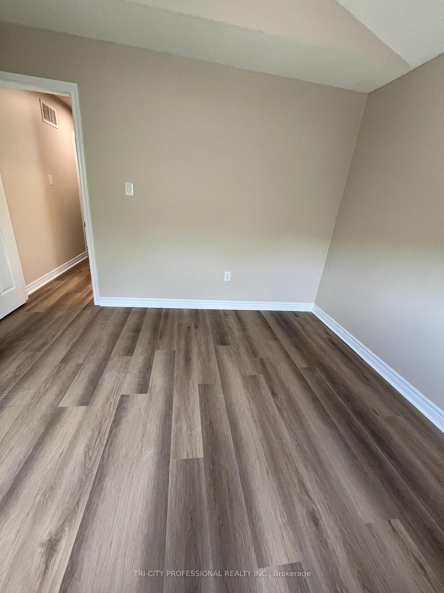 Photo 23 of 78 Ashdale Road, Brampton, Bram West — HOMEH