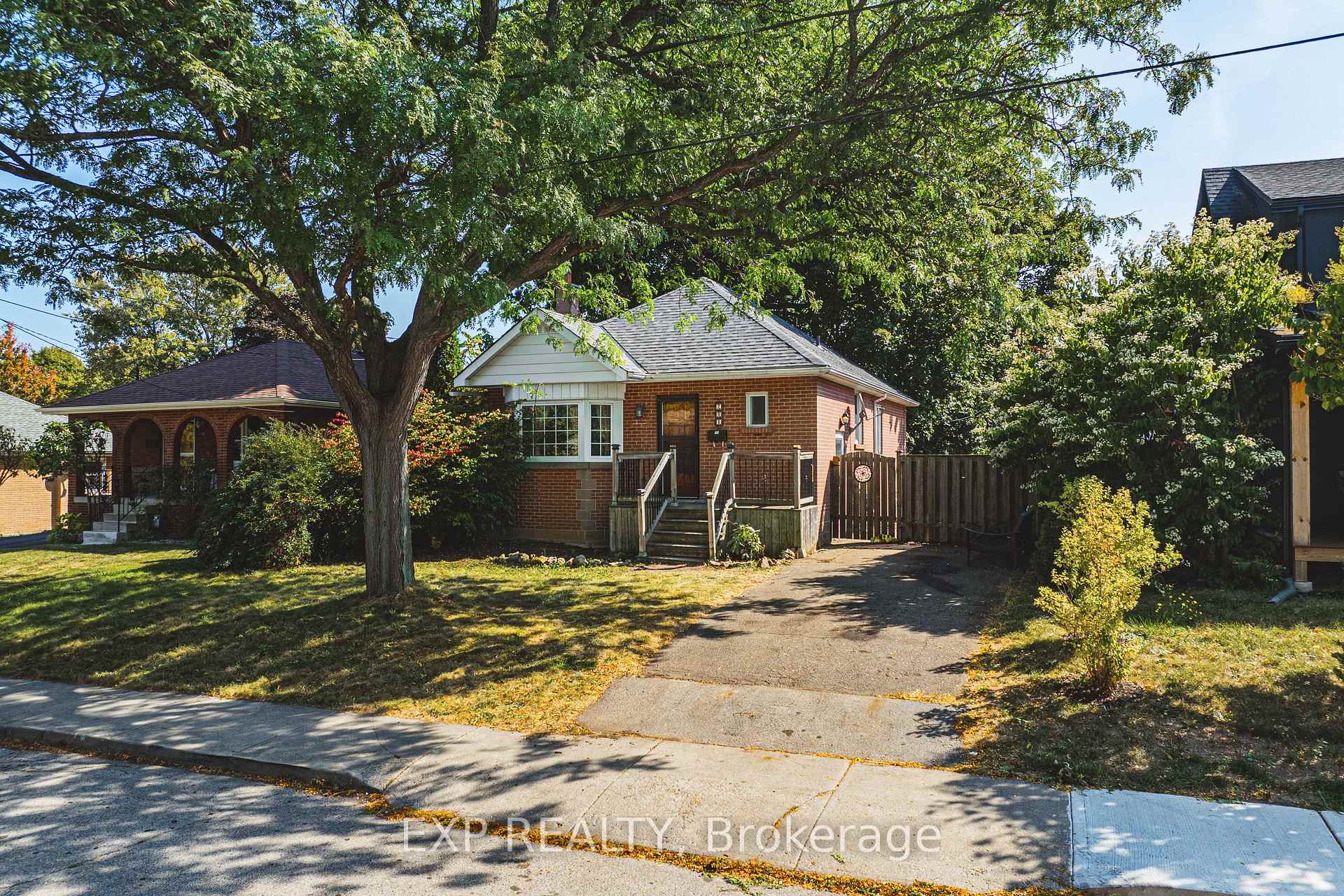 Photo 1 of 201 West 32nd Street, Hamilton, Westcliffe — HOMEH