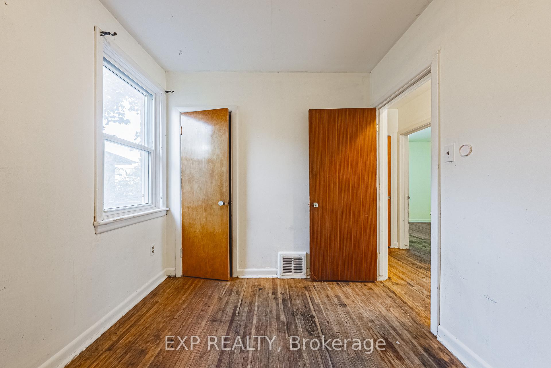 Photo 10 of 201 West 32nd Street, Hamilton, Westcliffe — HOMEH