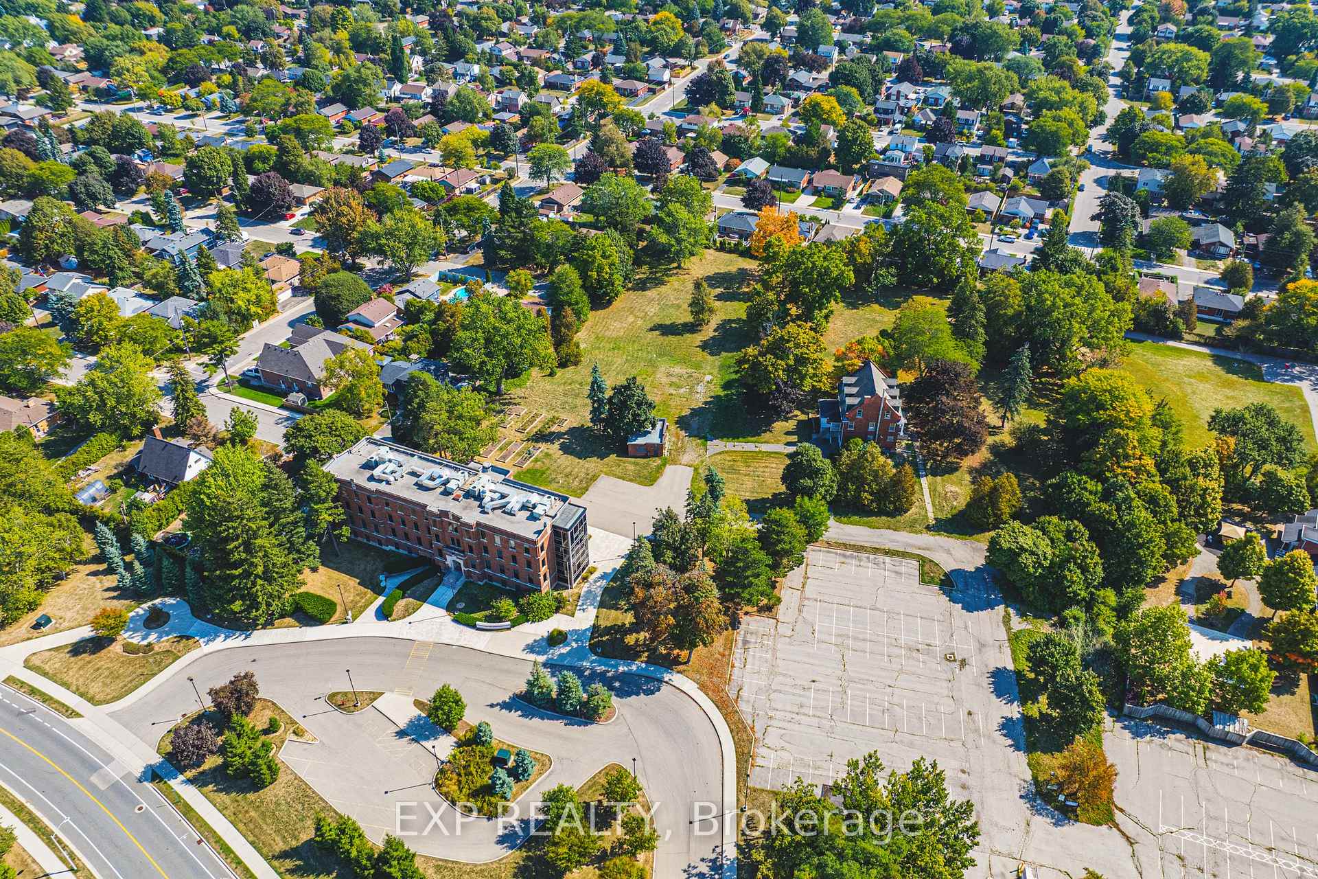 Photo 25 of 201 West 32nd Street, Hamilton, Westcliffe — HOMEH