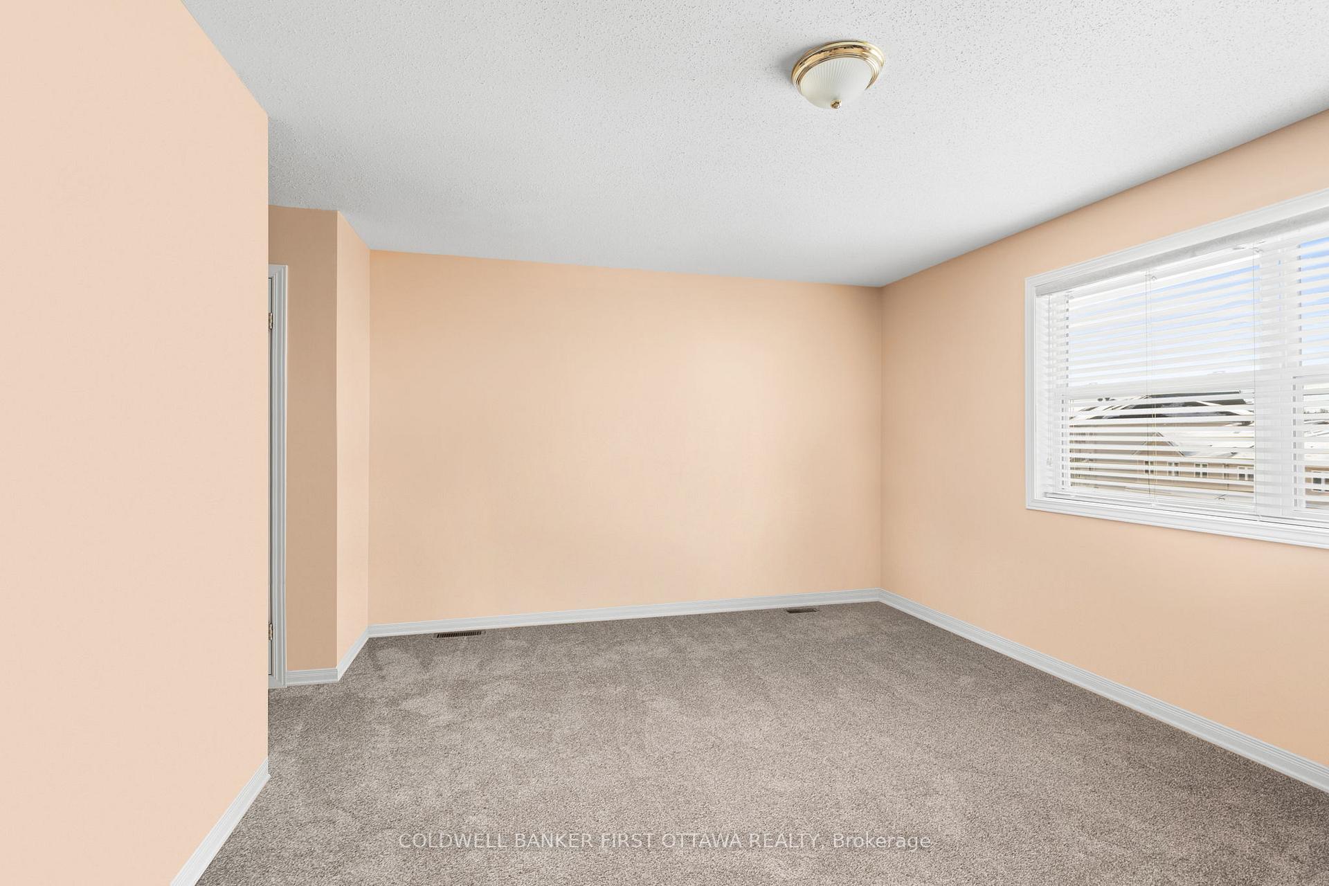 Photo 15 of 26 San Mateo Drive, Ottawa, Barrhaven - Longfields — HOMEH