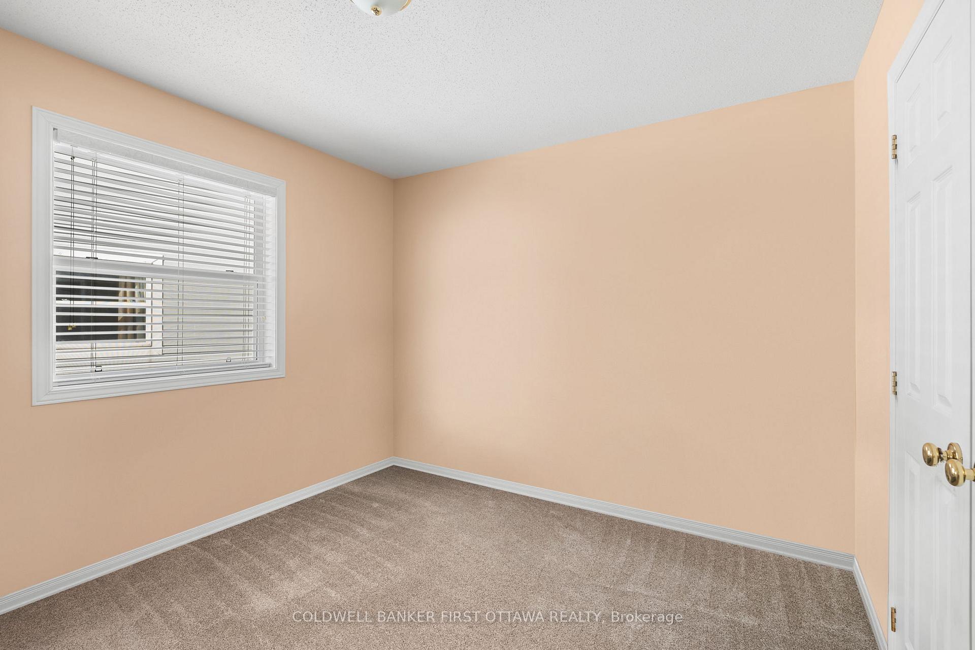 Photo 17 of 26 San Mateo Drive, Ottawa, Barrhaven - Longfields — HOMEH