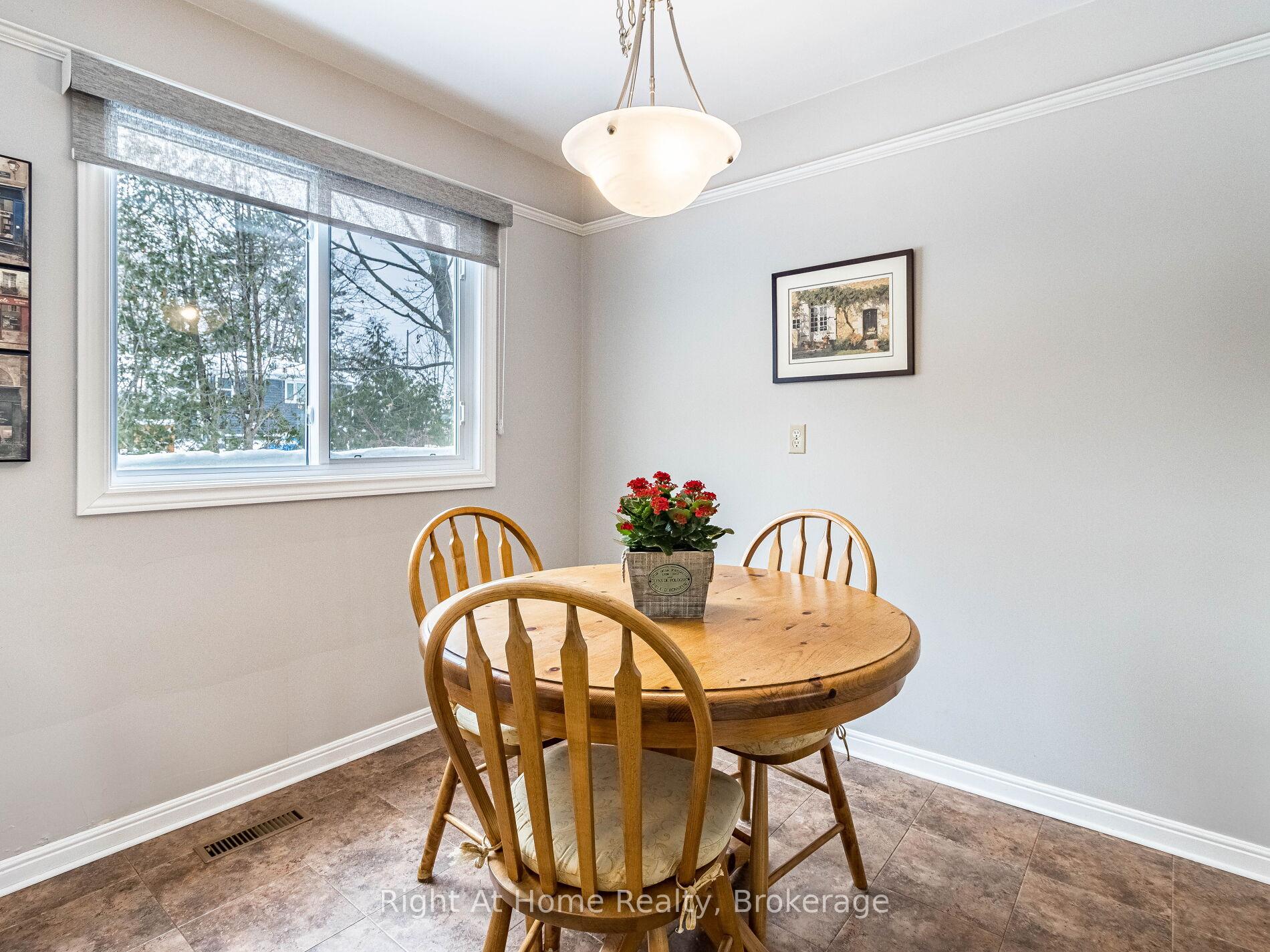 Photo 15 of 4489 Shane Court, Burlington, Shoreacres — HOMEH