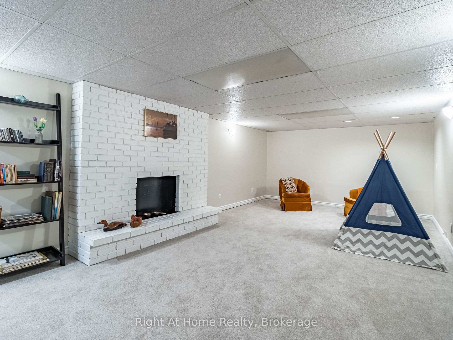Photo 33 of 4489 Shane Court, Burlington, Shoreacres — HOMEH