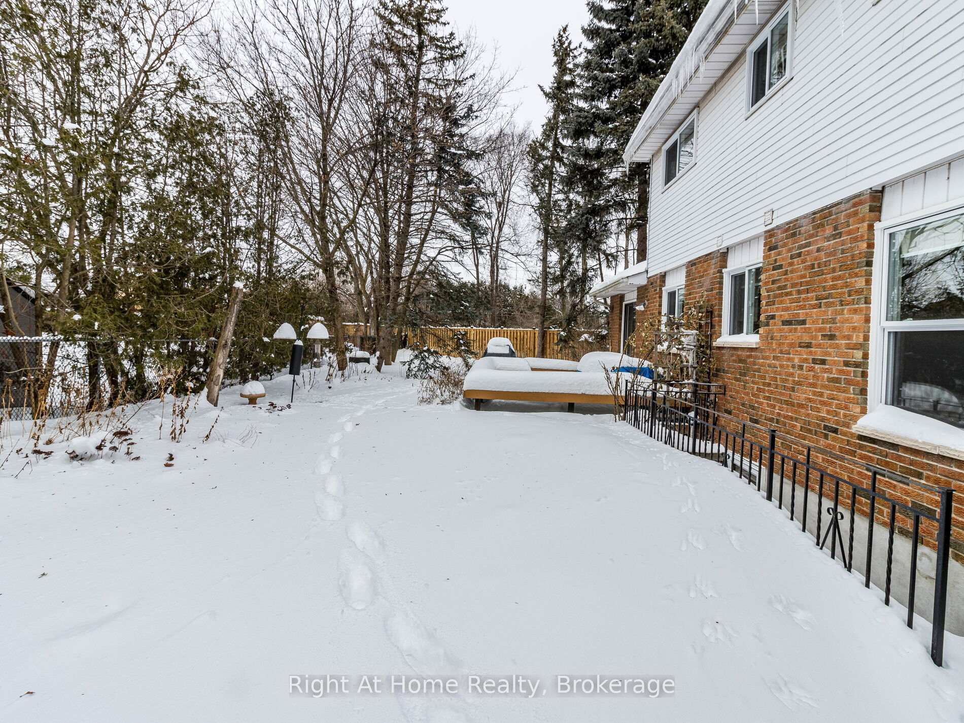 Photo 37 of 4489 Shane Court, Burlington, Shoreacres — HOMEH