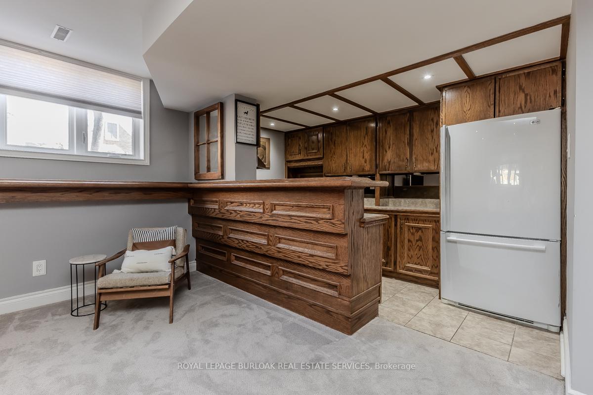 Photo 43 of 2031 Foster Court, Burlington, Brant Hills — HOMEH