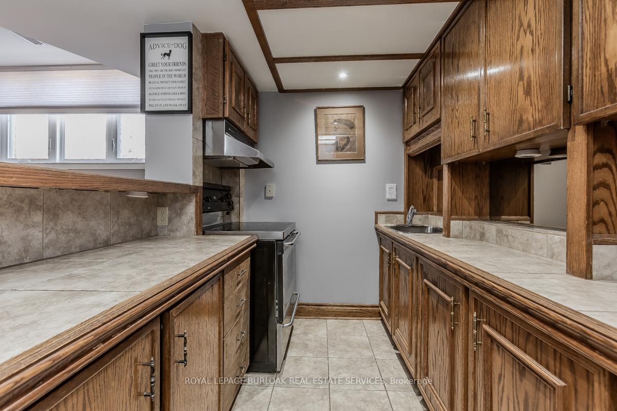 Photo 44 of 2031 Foster Court, Burlington, Brant Hills — HOMEH