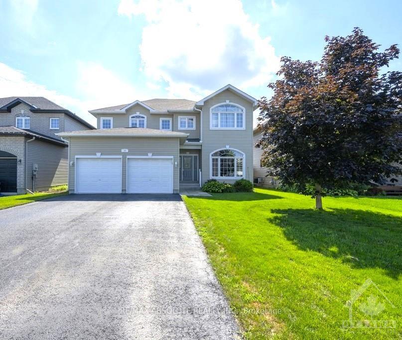 Front of 77 Carter Crescent