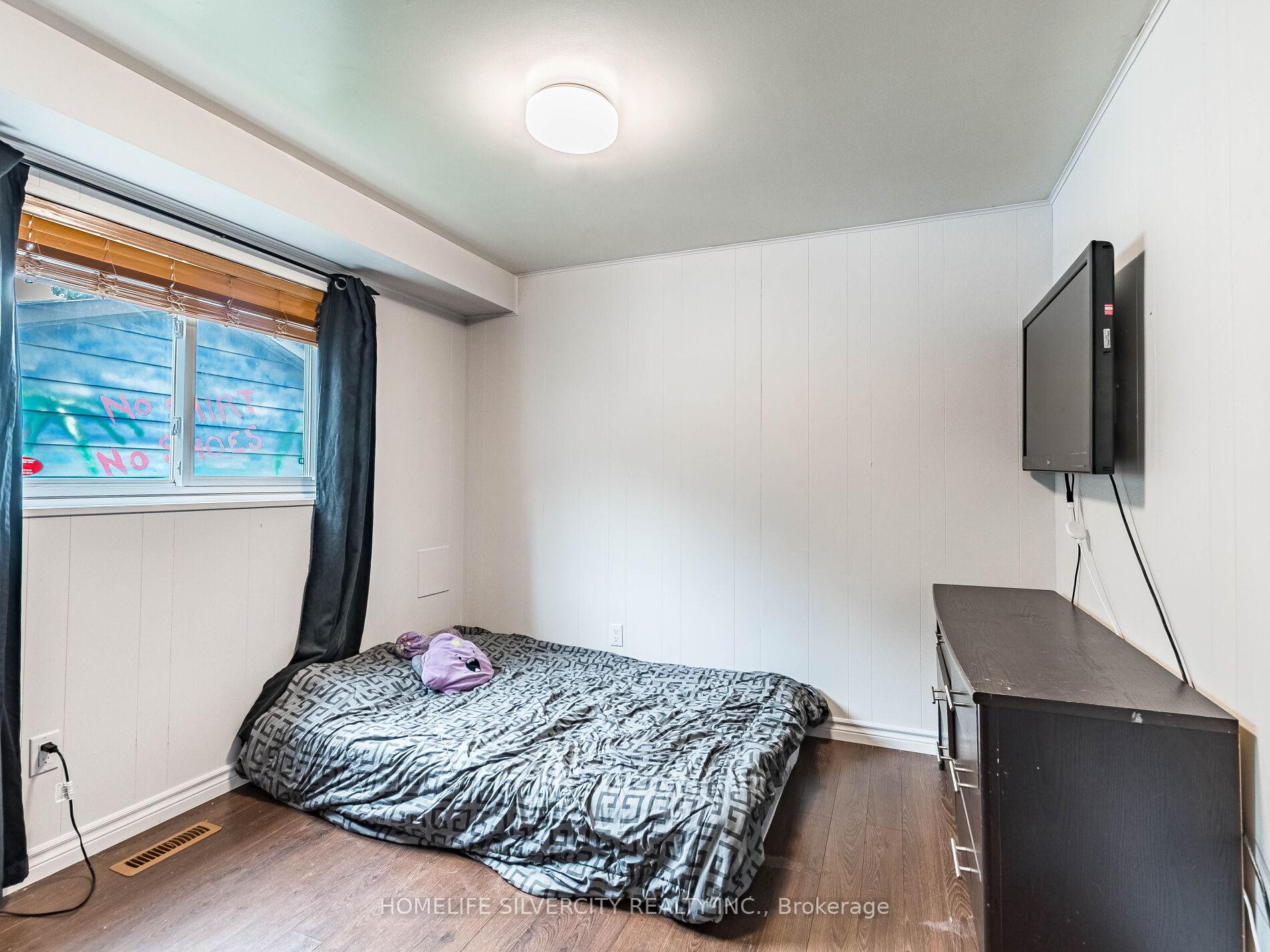 Photo 45 of 108 Brookland Drive, Brampton, Avondale — HOMEH