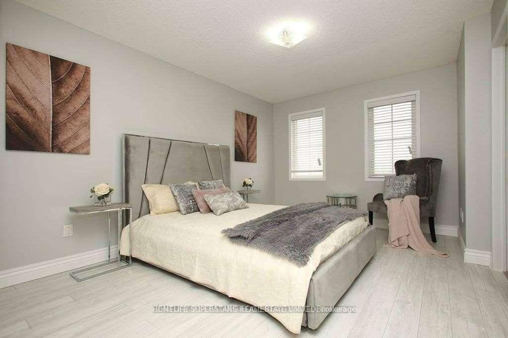 Photo 9 of 52 Oban Road, Brampton, Fletcher's Creek South — HOMEH