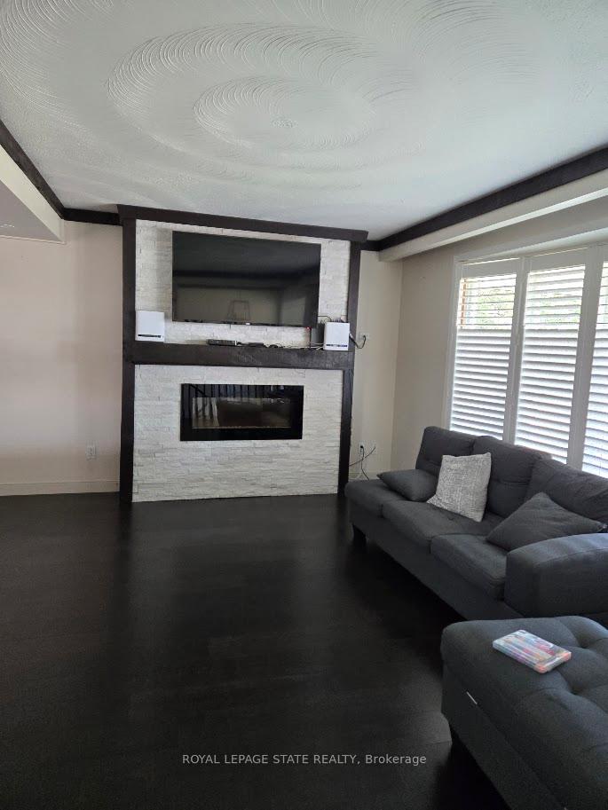 Photo 4 of 139 Nugent Drive, Hamilton, Kentley — HOMEH