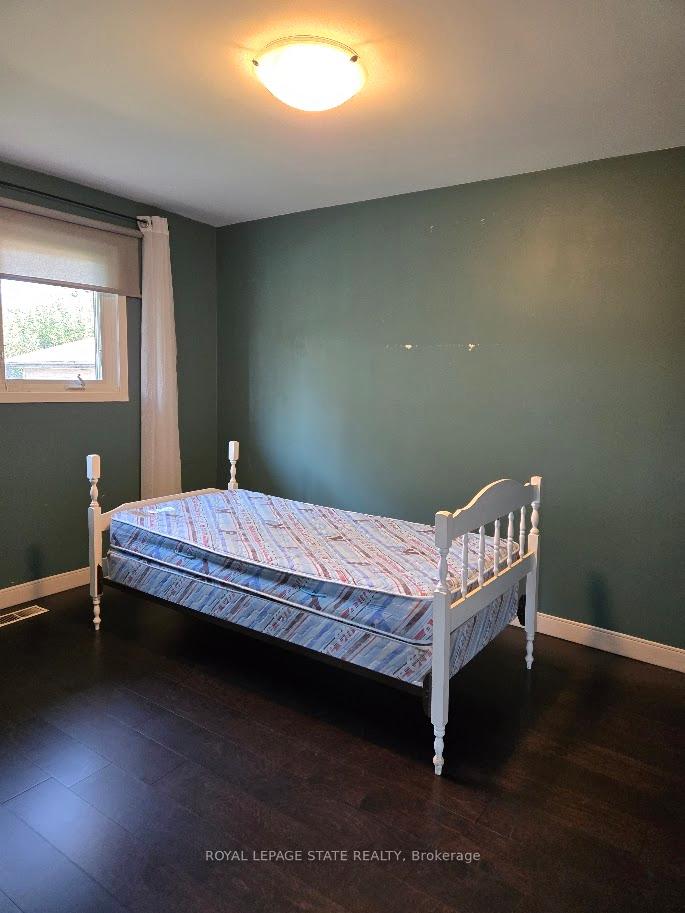 Photo 10 of 139 Nugent Drive, Hamilton, Kentley — HOMEH