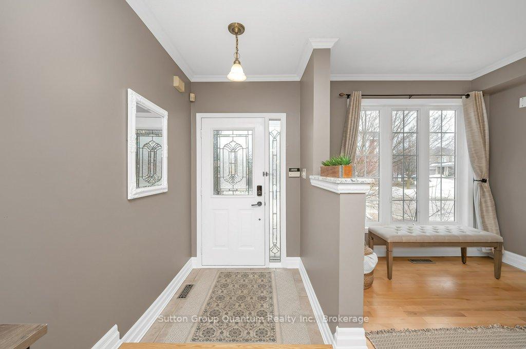 Photo 4 of 604 Julia Avenue, Burlington, Appleby — HOMEH