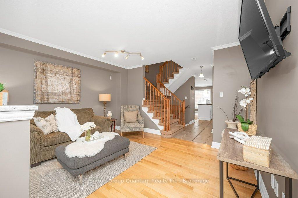 Photo 5 of 604 Julia Avenue, Burlington, Appleby — HOMEH