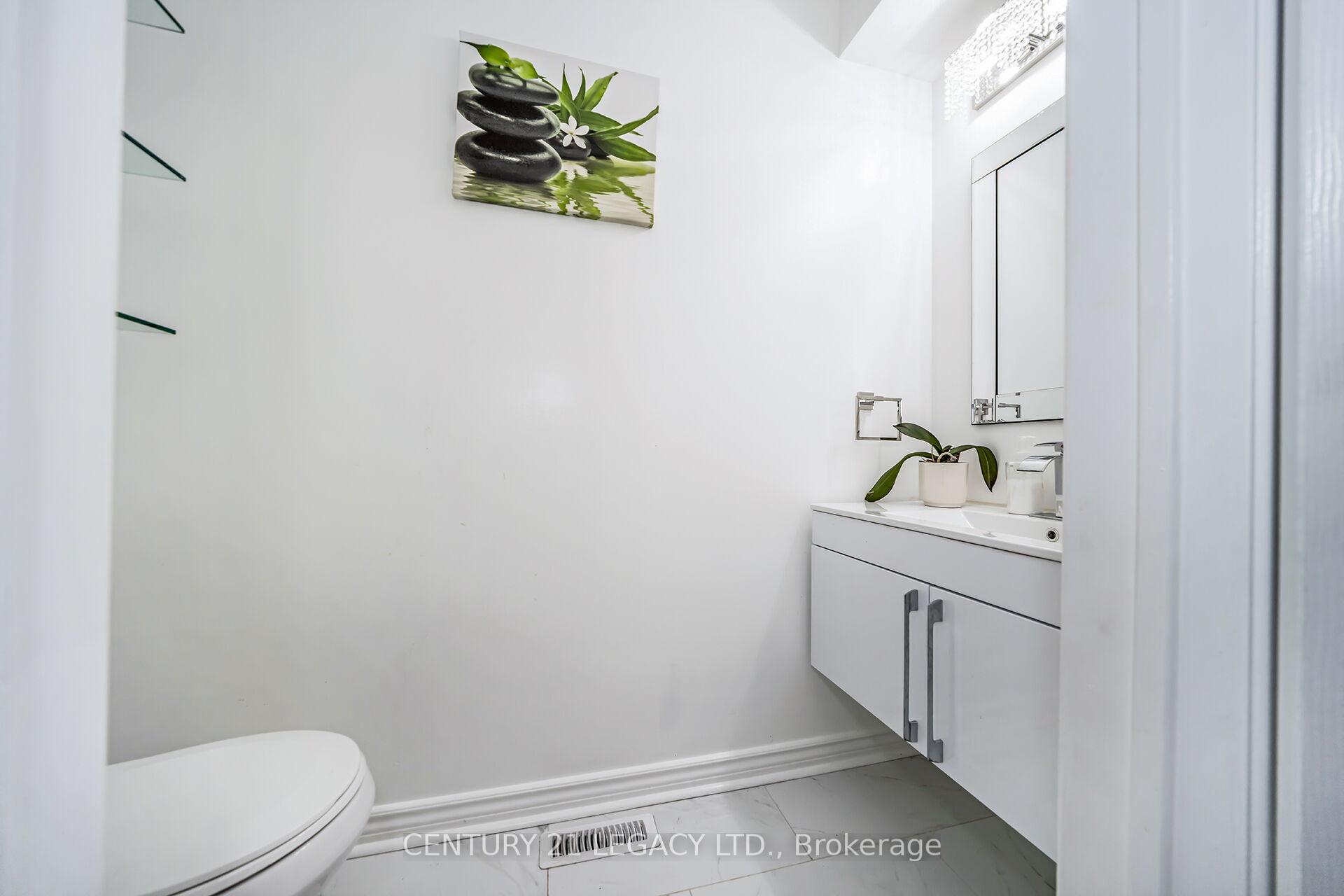 Photo 6 of 47 National Crescent, Brampton, Snelgrove — HOMEH