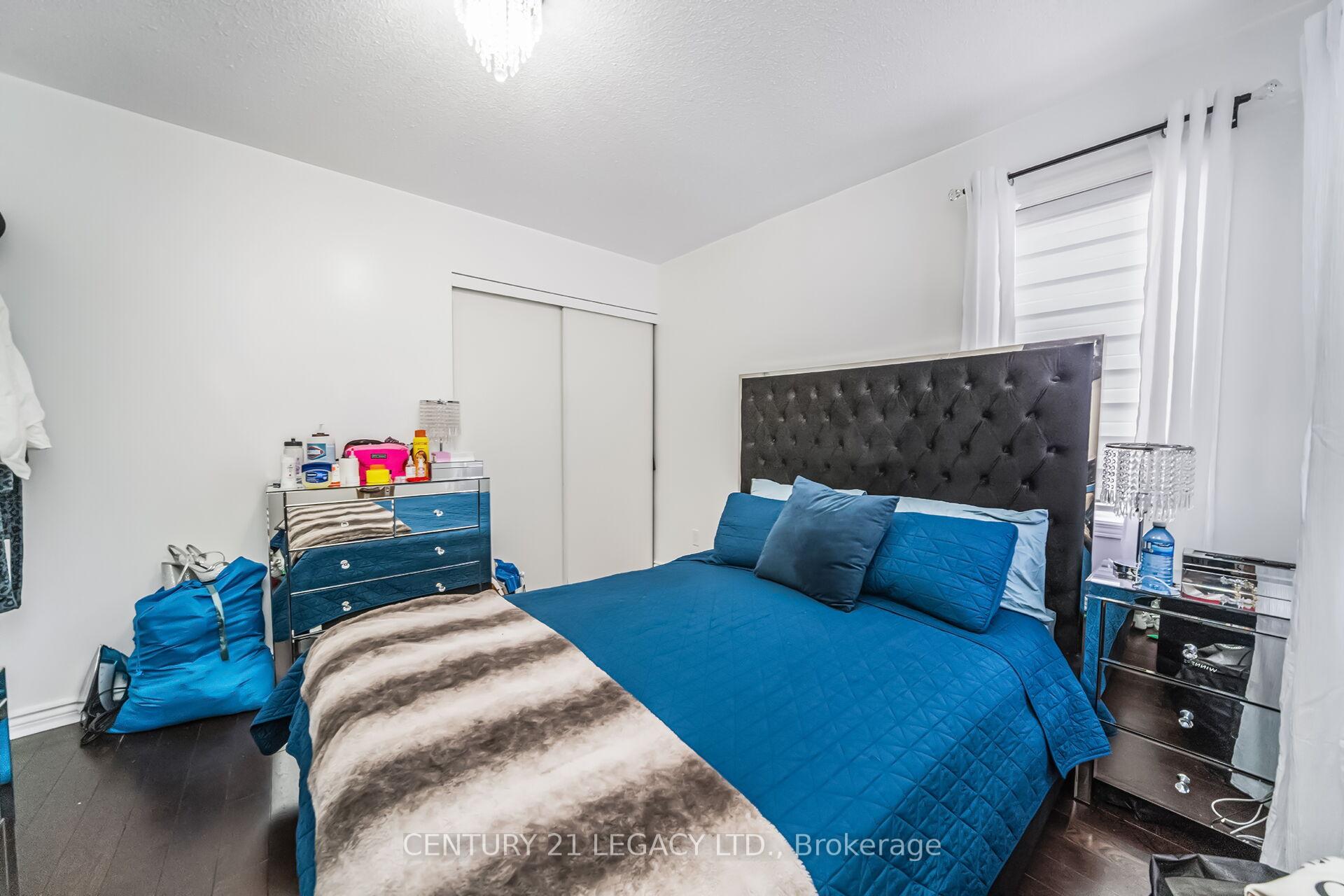 Photo 11 of 47 National Crescent, Brampton, Snelgrove — HOMEH