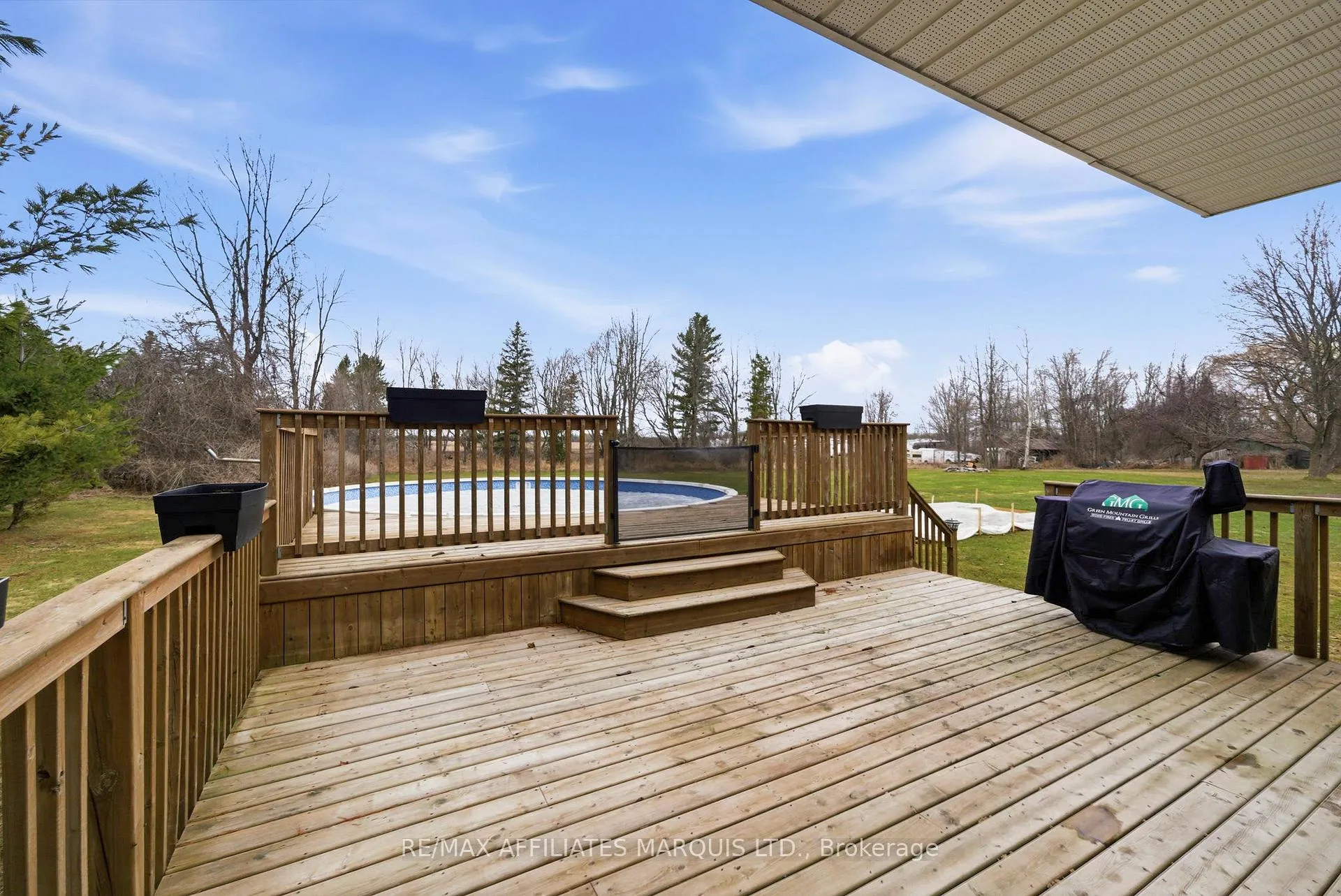 Photo 42 of 14229 County Road 2, South Stormont, South Stormont (Osnabruck) Twp — HOMEH