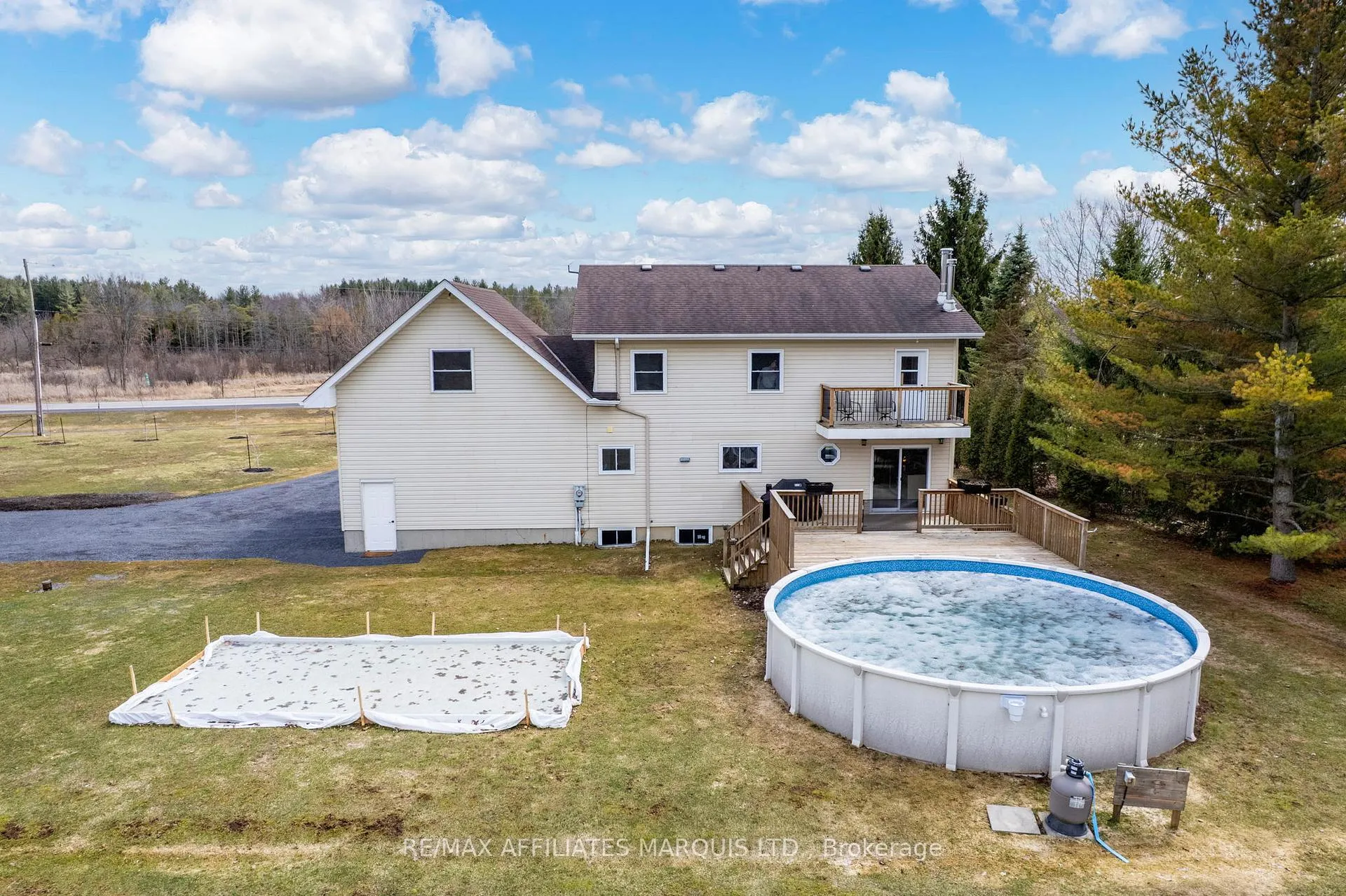 Photo 47 of 14229 County Road 2, South Stormont, South Stormont (Osnabruck) Twp — HOMEH