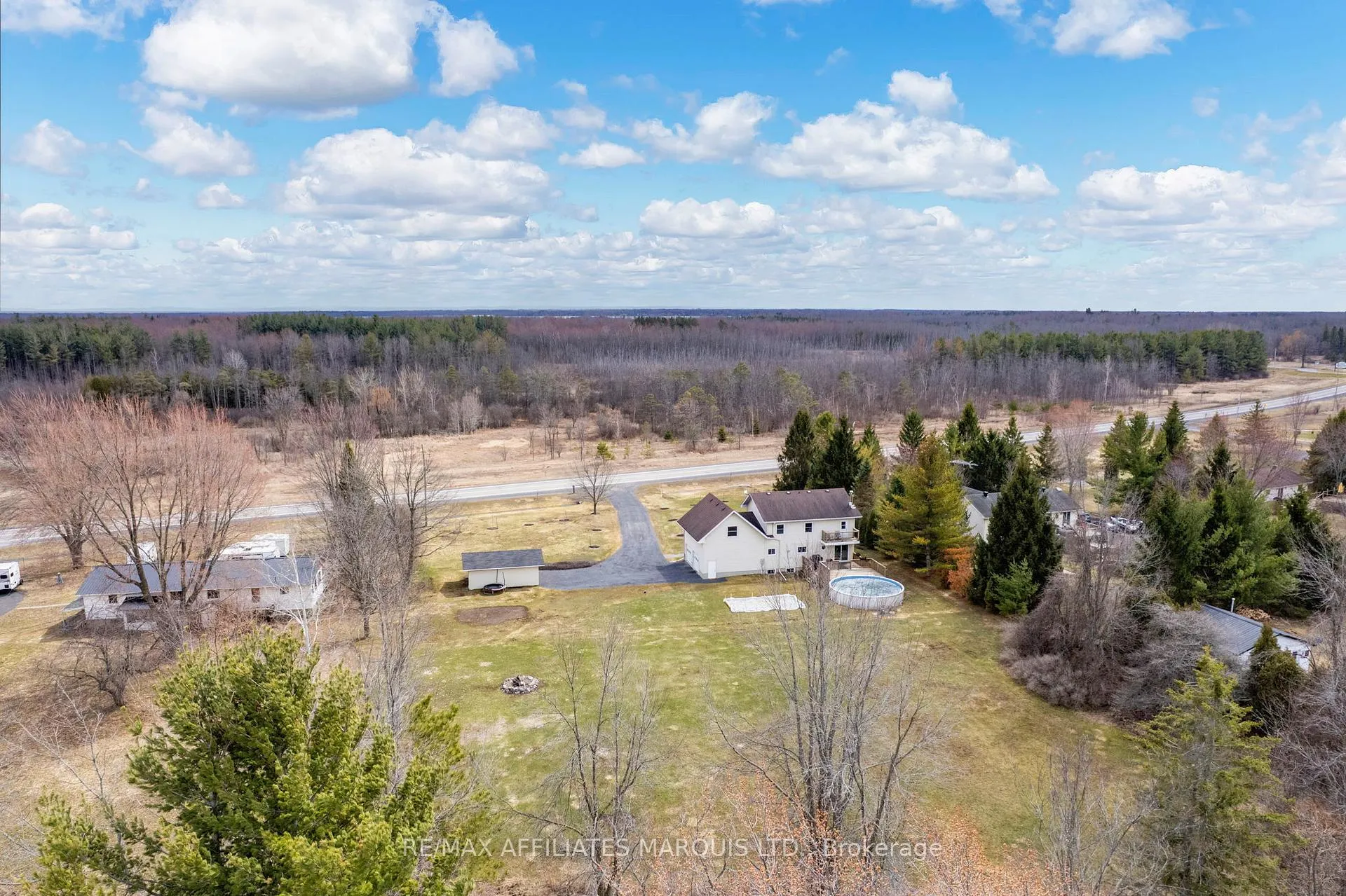 Photo 48 of 14229 County Road 2, South Stormont, South Stormont (Osnabruck) Twp — HOMEH