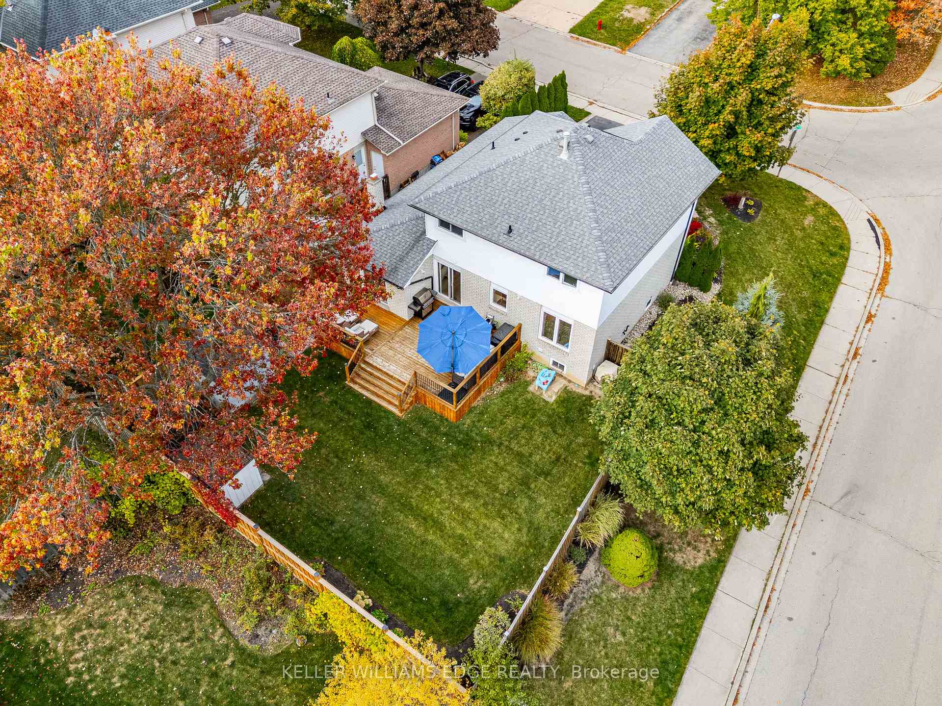 Photo 2 of 2 Giffin Road, Hamilton, Dundas — HOMEH