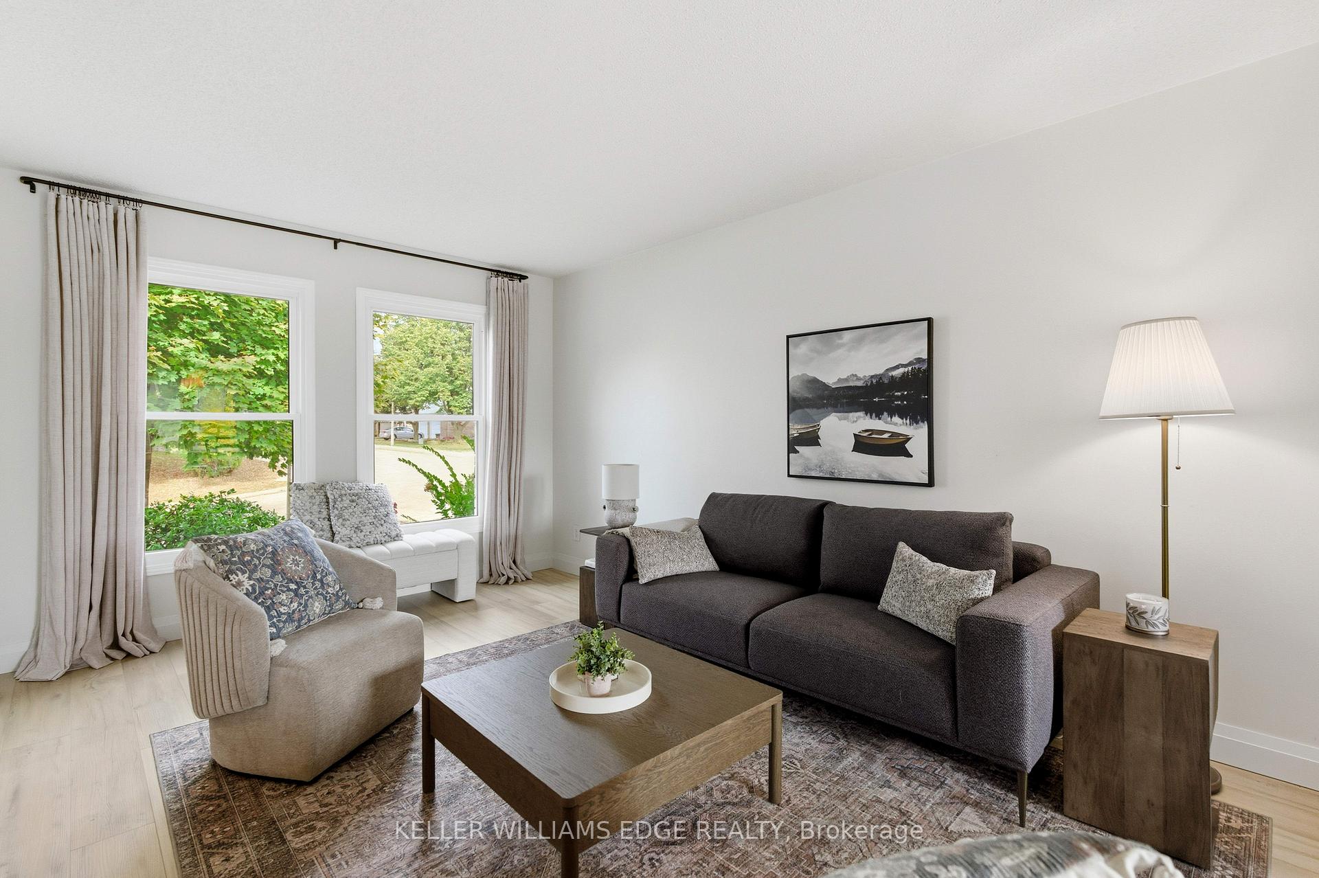 Photo 10 of 2 Giffin Road, Hamilton, Dundas — HOMEH