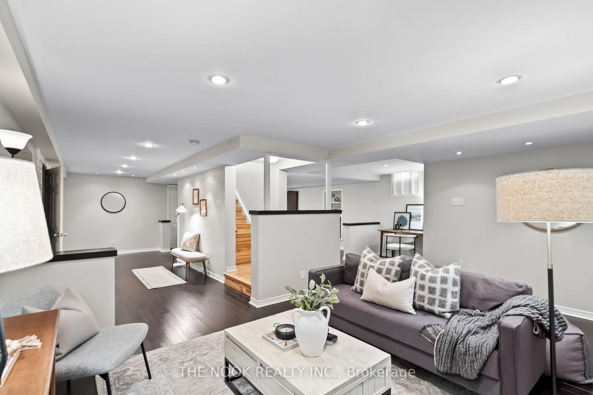 Photo 24 of 1025 Trail Valley Drive, Oshawa, Pinecrest — HOMEH