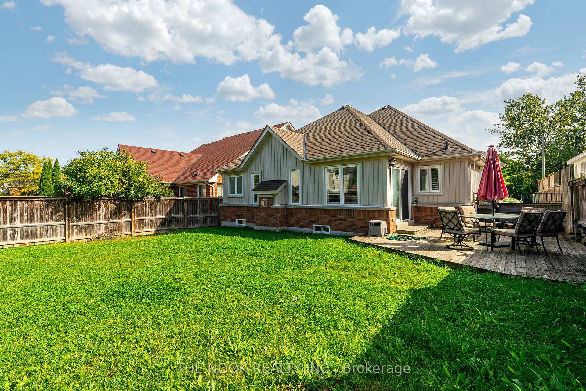 Photo 36 of 1025 Trail Valley Drive, Oshawa, Pinecrest — HOMEH