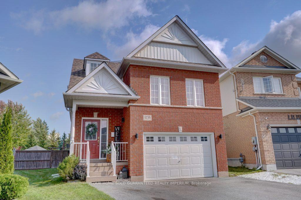 Front of 1238 Macinally Court