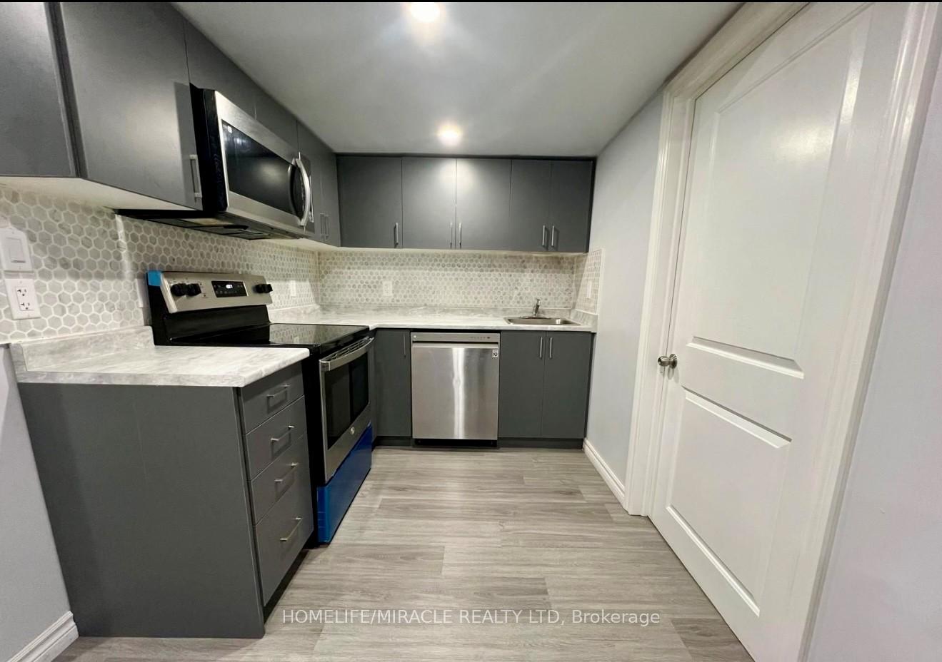 Front of Unit Bsmt, 10 Andretti Crescent