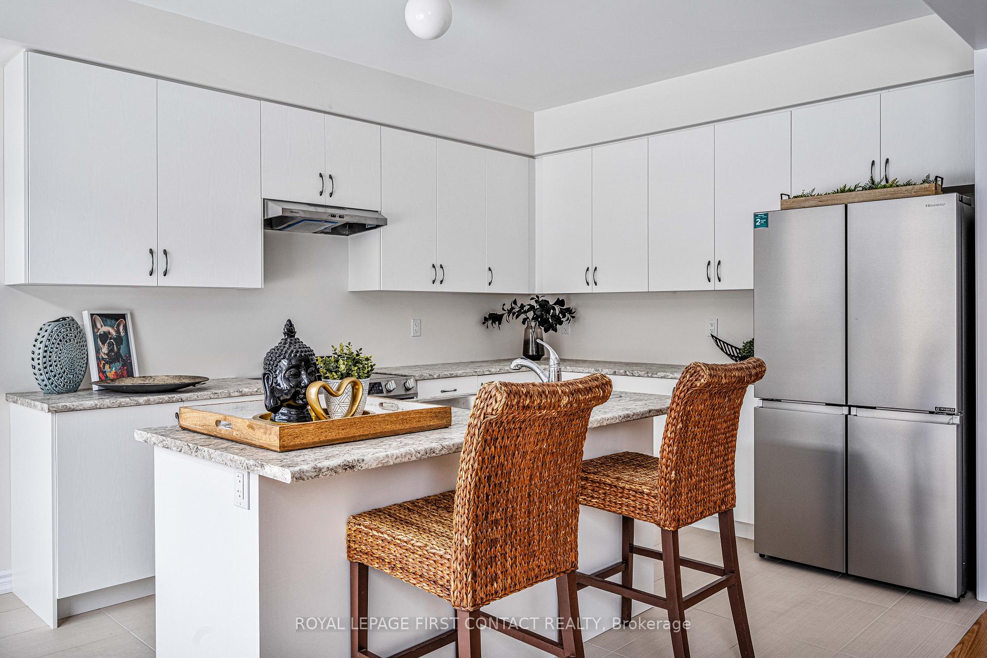 Photo 6 of 25 Durham Avenue, Barrie, Rural Barrie Southeast — HOMEH