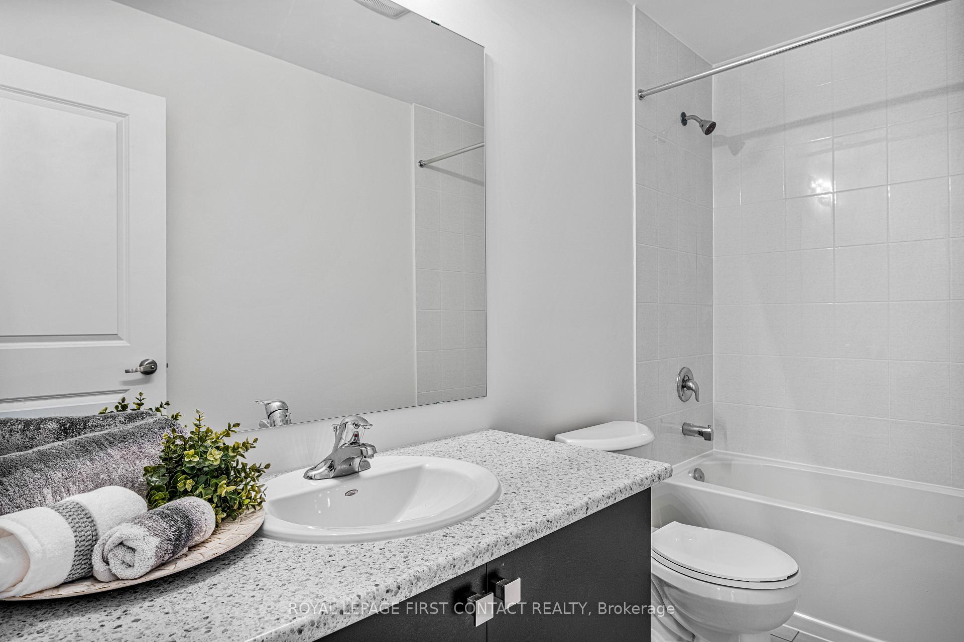 Photo 14 of 25 Durham Avenue, Barrie, Rural Barrie Southeast — HOMEH