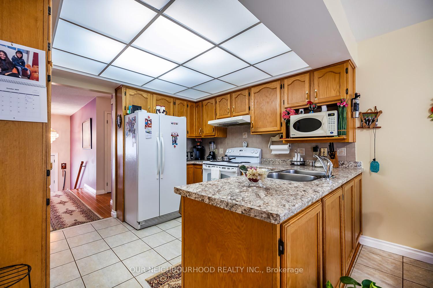 Photo 13 of 536 Steerforth Street, Oshawa, Eastdale — HOMEH