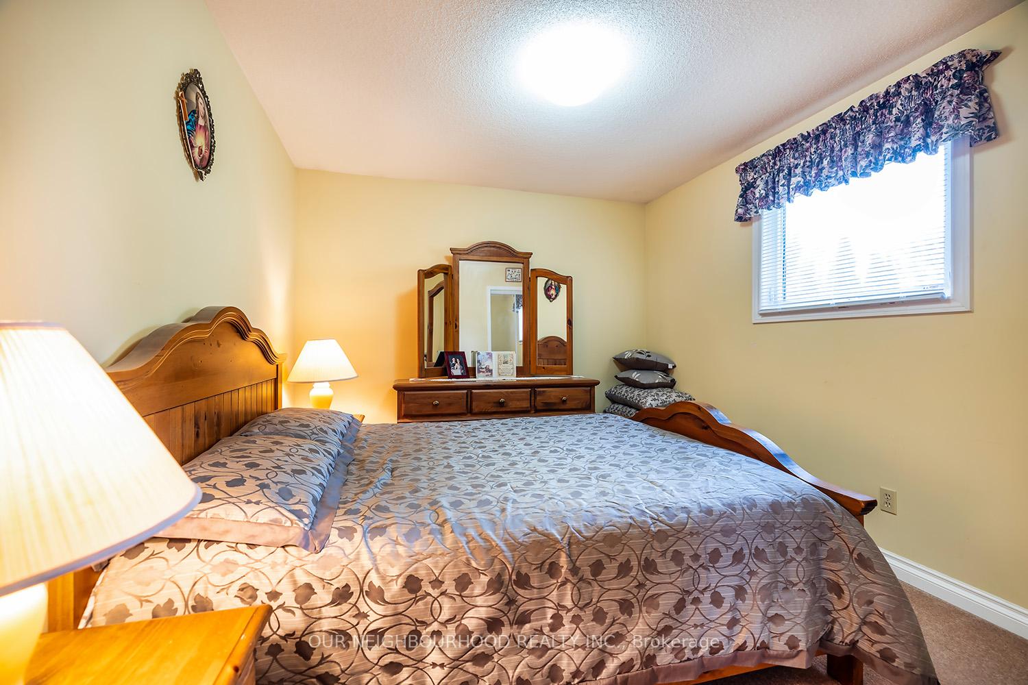 Photo 22 of 536 Steerforth Street, Oshawa, Eastdale — HOMEH