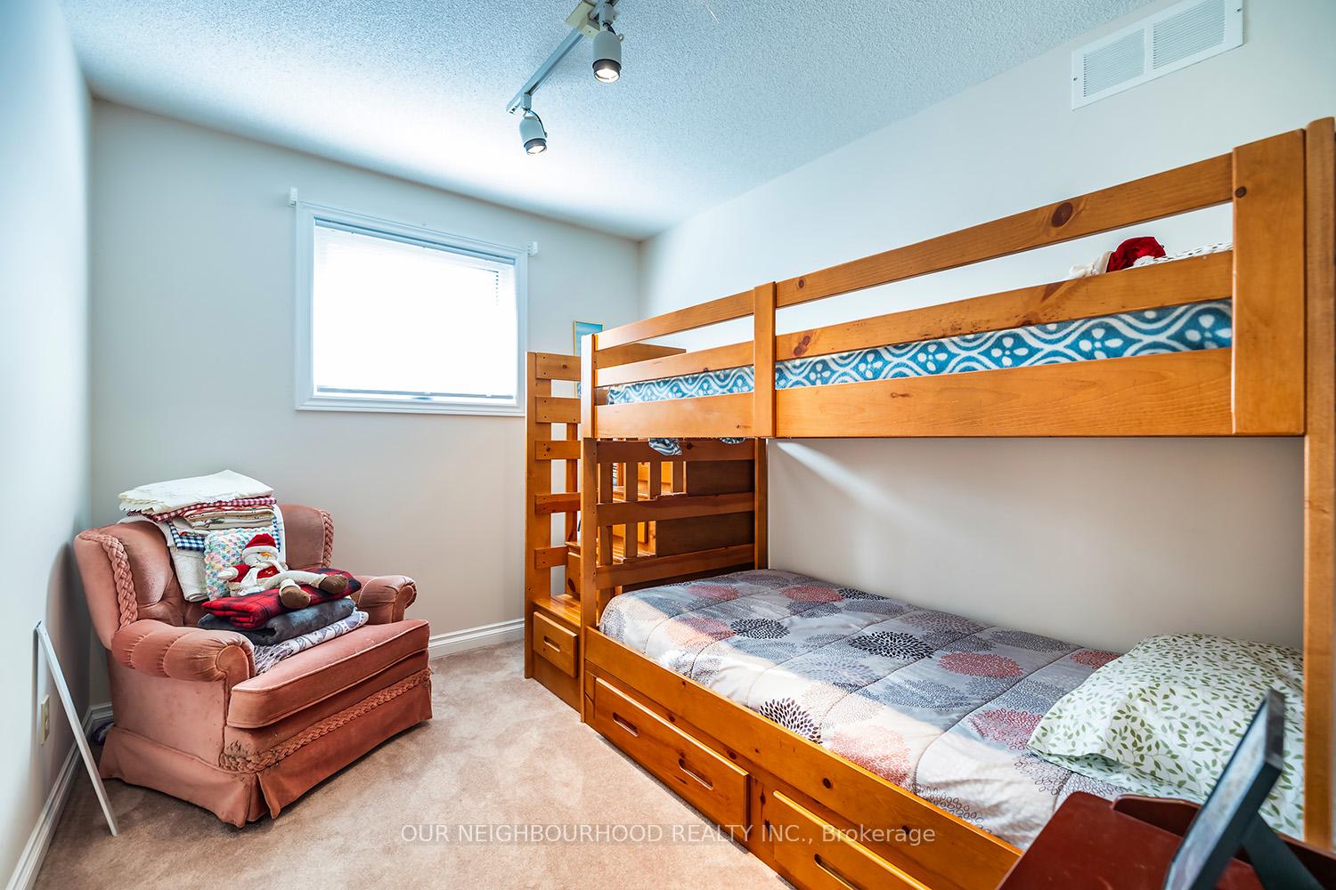 Photo 24 of 536 Steerforth Street, Oshawa, Eastdale — HOMEH